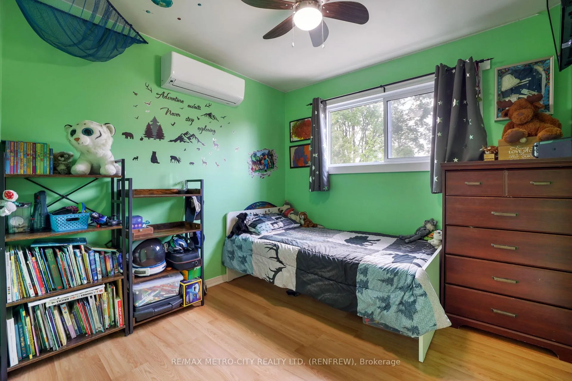 Photo 20 of 268 Wade Avenue, Renfrew — HOMEH