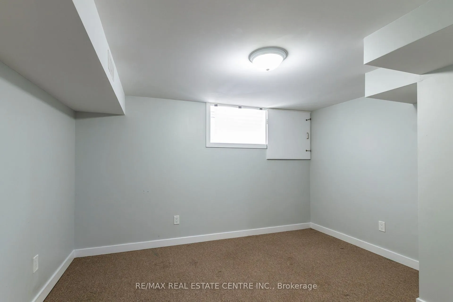 Photo 23 of 20 West 1st Street, Hamilton, Bonnington — HOMEH