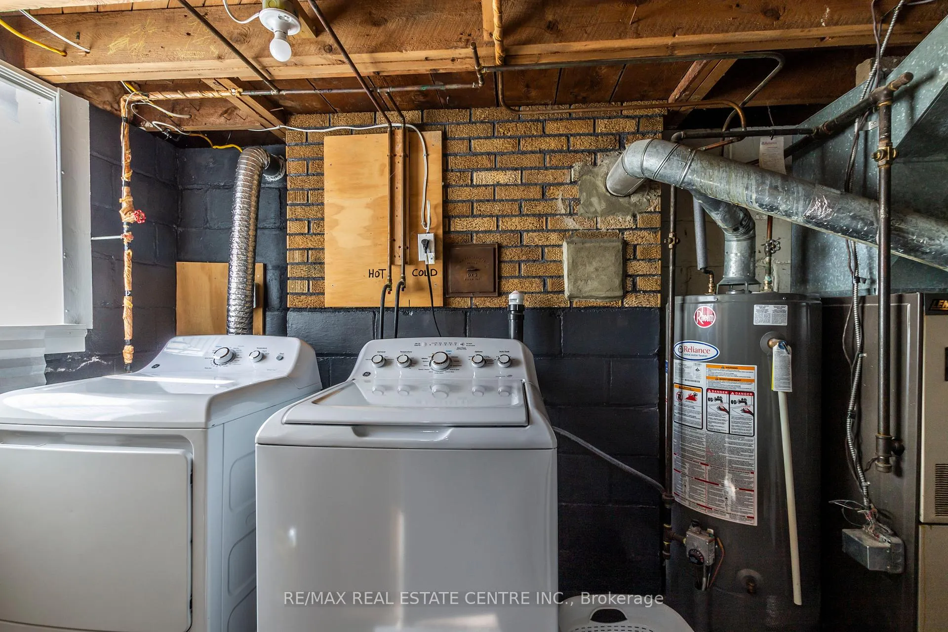 Photo 27 of 20 West 1st Street, Hamilton, Bonnington — HOMEH