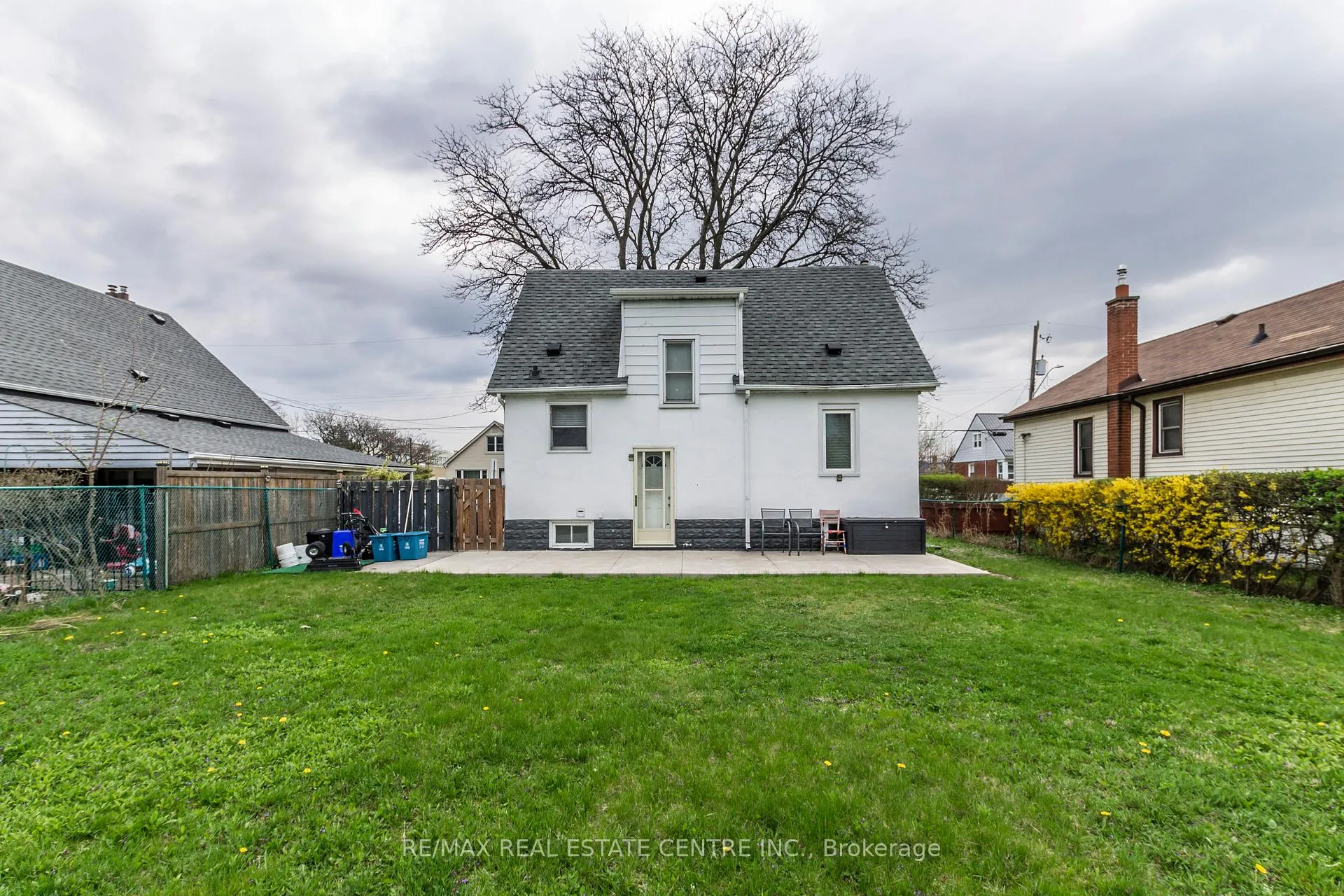 Photo 30 of 20 West 1st Street, Hamilton, Bonnington — HOMEH