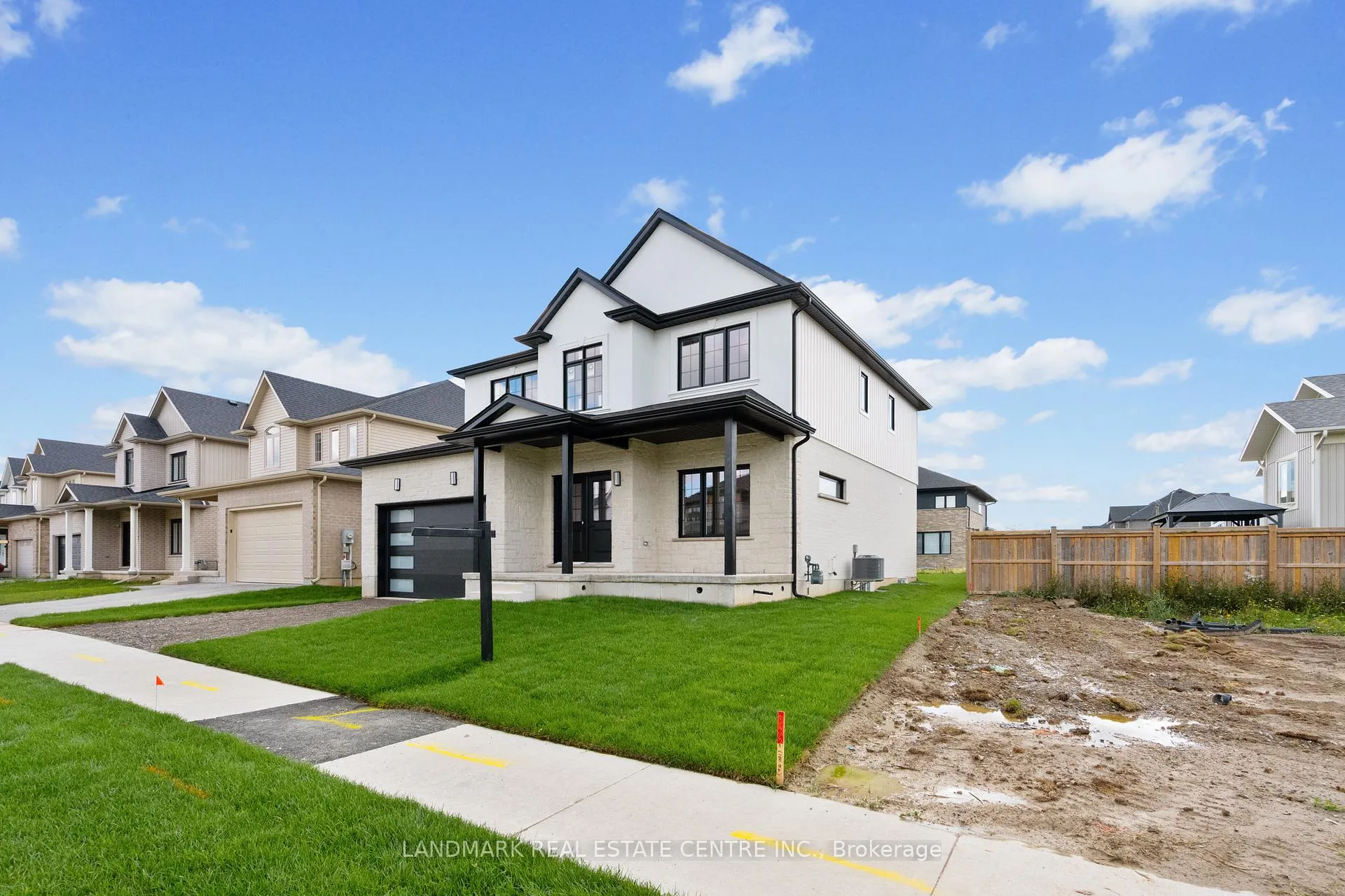 Photo 9 of 23 Autumn Avenue, Thorold, Allanburg/Thorold South — HOMEH