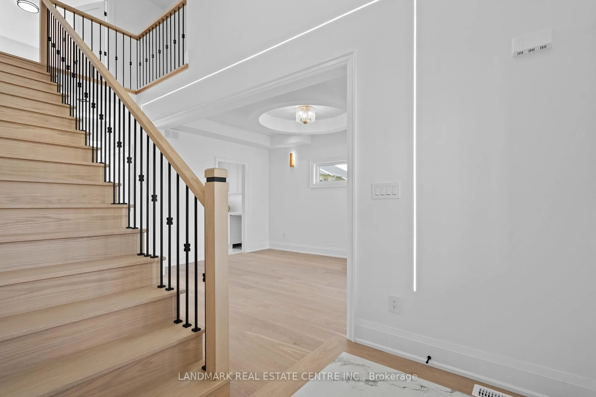 Photo 11 of 23 Autumn Avenue, Thorold, Allanburg/Thorold South — HOMEH