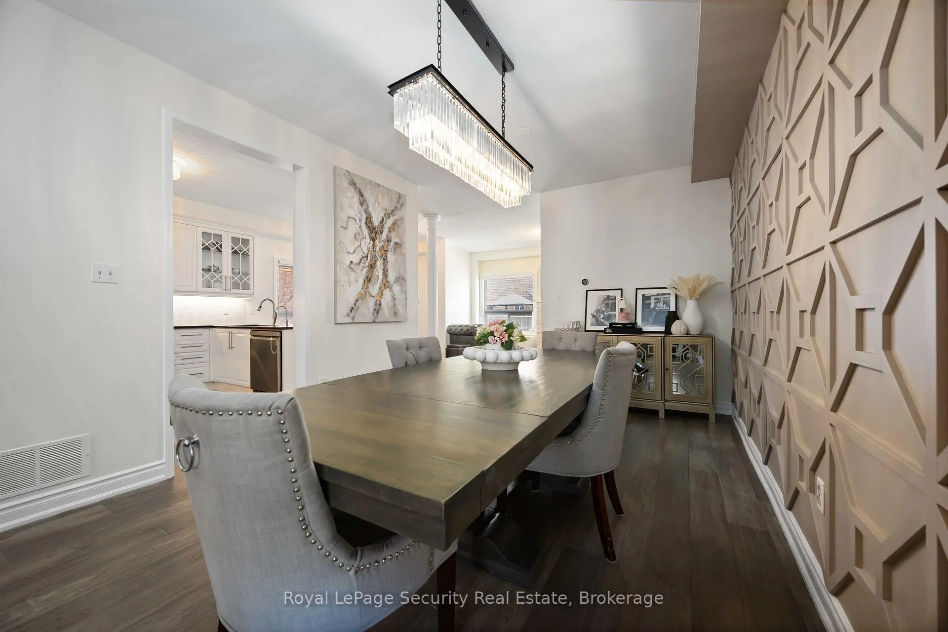 Photo 4 of 59 Marjoram Drive, Ajax, South East — HOMEH