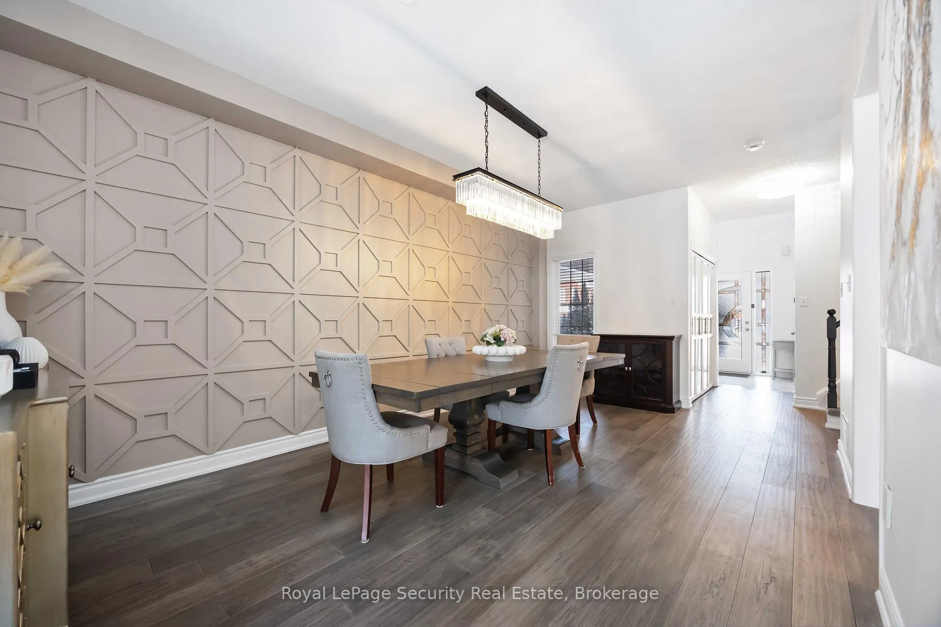 Photo 5 of 59 Marjoram Drive, Ajax, South East — HOMEH