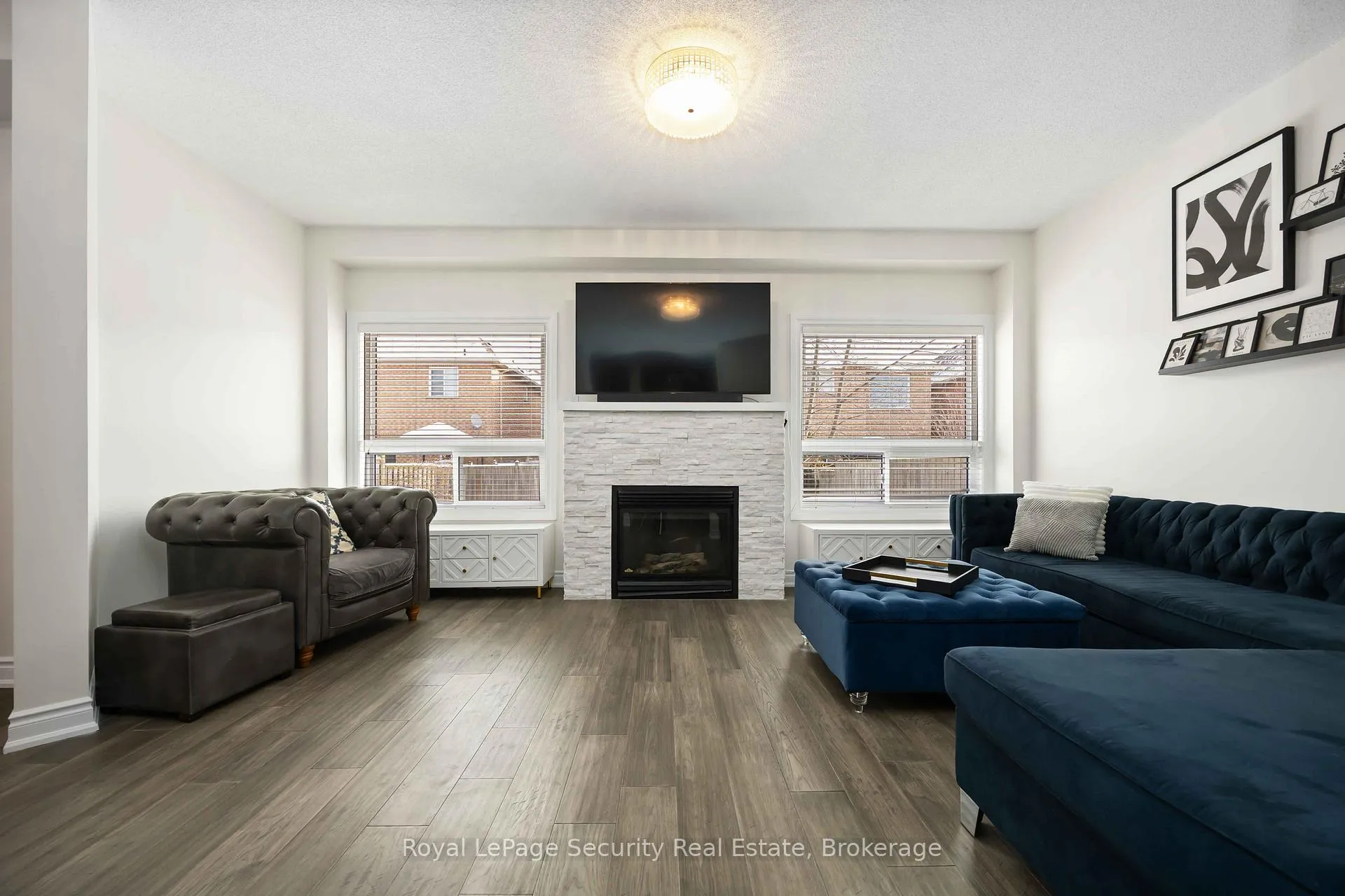 Photo 10 of 59 Marjoram Drive, Ajax, South East — HOMEH