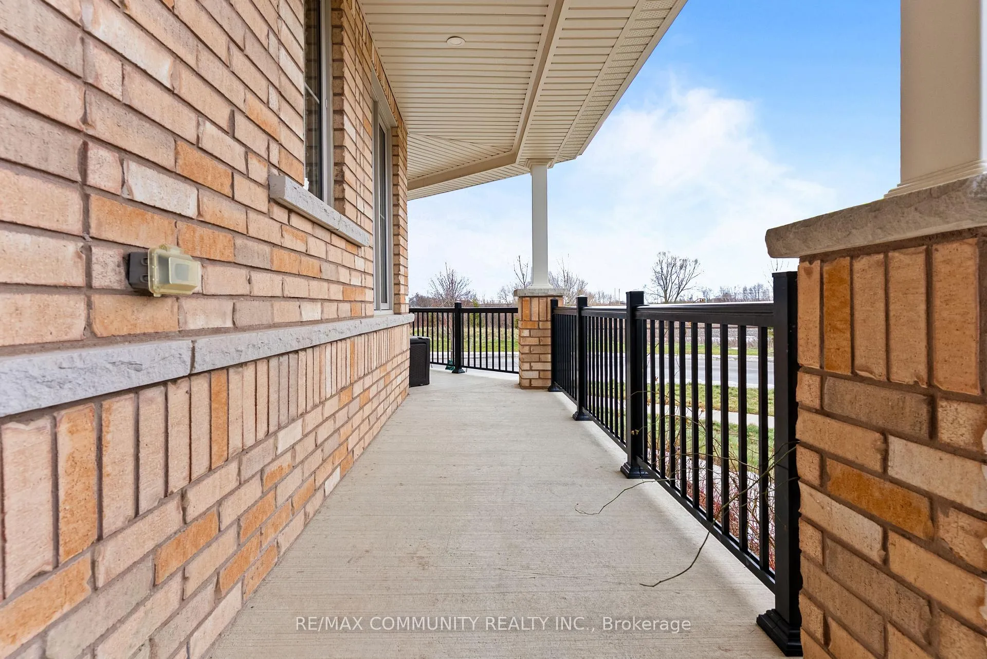 Photo 7 of 88 Littlewood Drive, Whitby, Rural Whitby — HOMEH