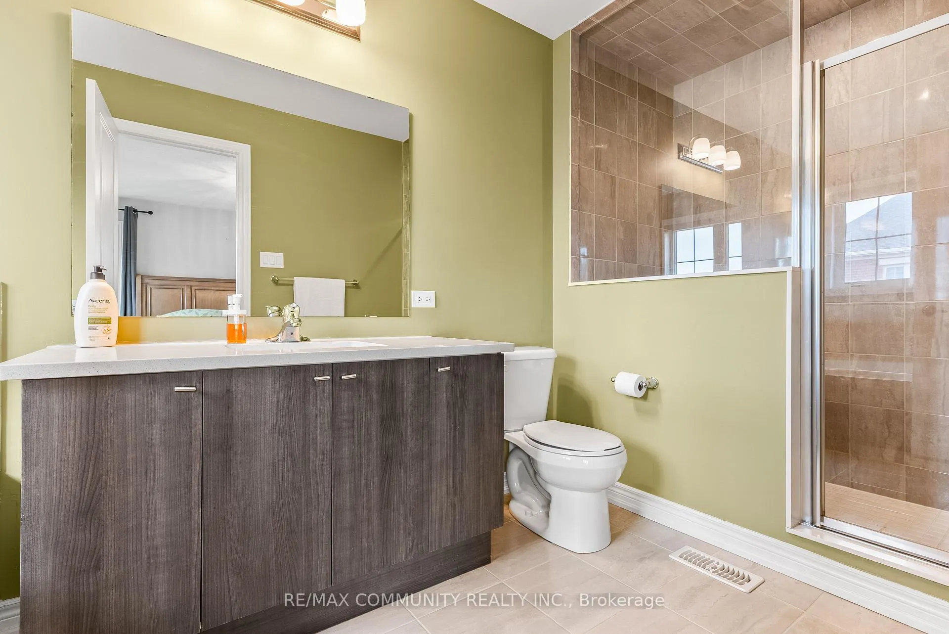 Photo 33 of 88 Littlewood Drive, Whitby, Rural Whitby — HOMEH