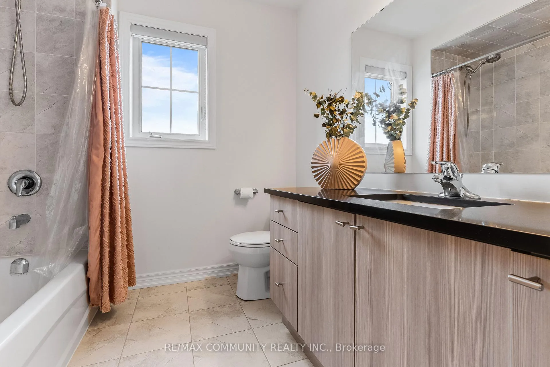 Photo 41 of 88 Littlewood Drive, Whitby, Rural Whitby — HOMEH