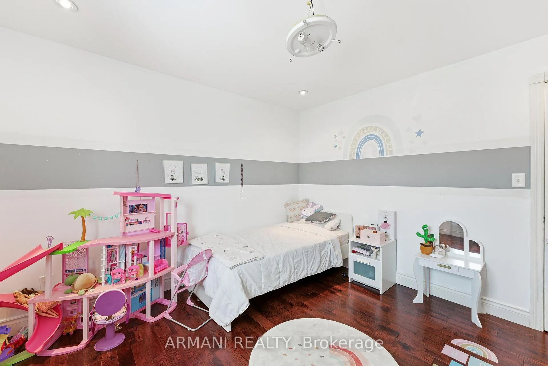 Photo 29 of 46 Purcell Crescent, Vaughan, Maple — HOMEH