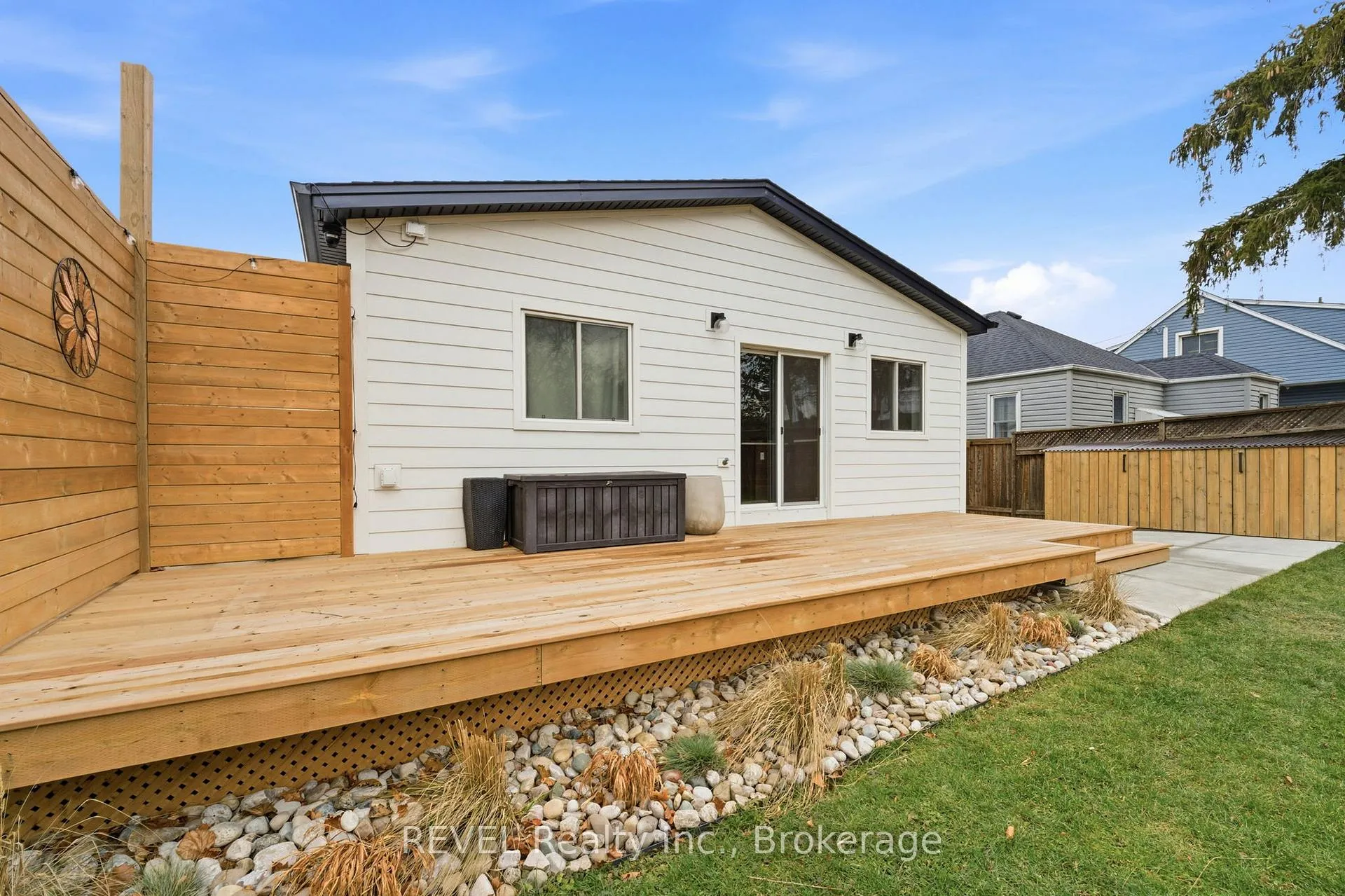 Photo 30 of 18 Lincoln Avenue, St. Catharines, Oakdale — HOMEH