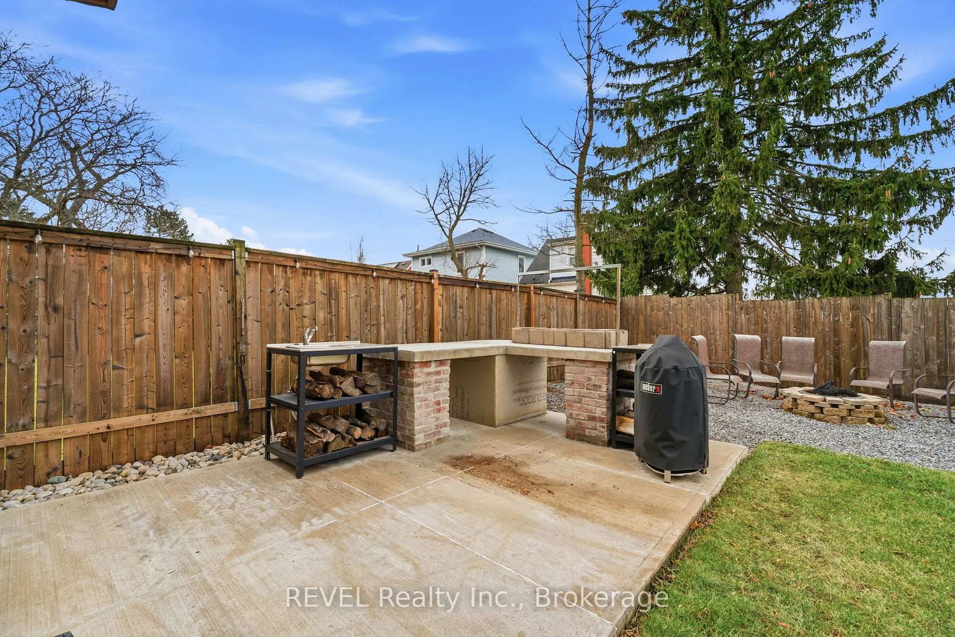 Photo 33 of 18 Lincoln Avenue, St. Catharines, Oakdale — HOMEH