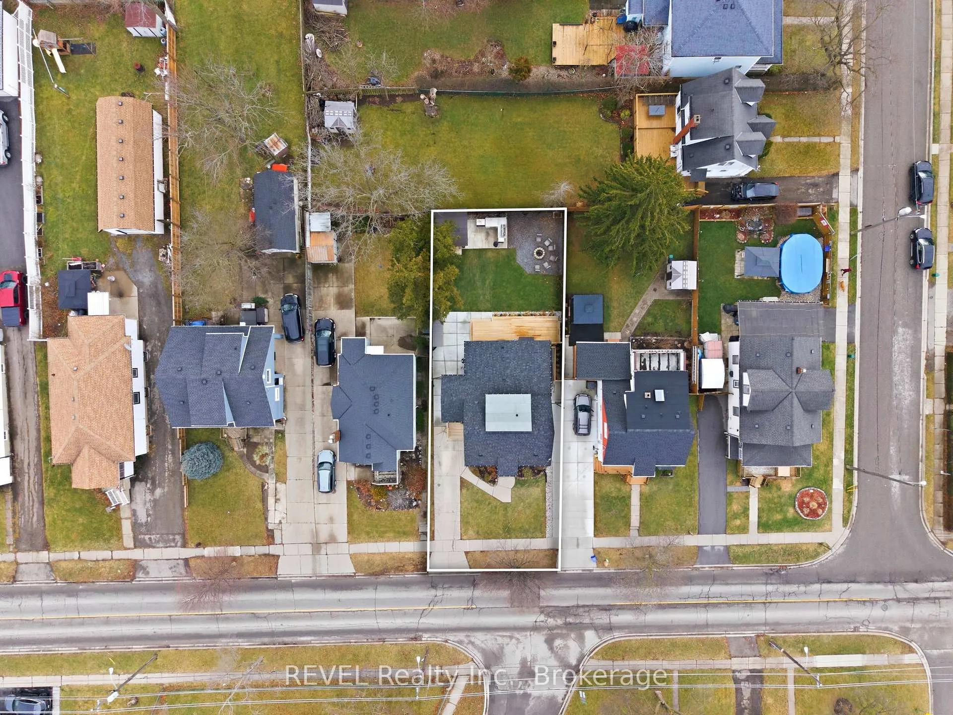 Photo 45 of 18 Lincoln Avenue, St. Catharines, Oakdale — HOMEH