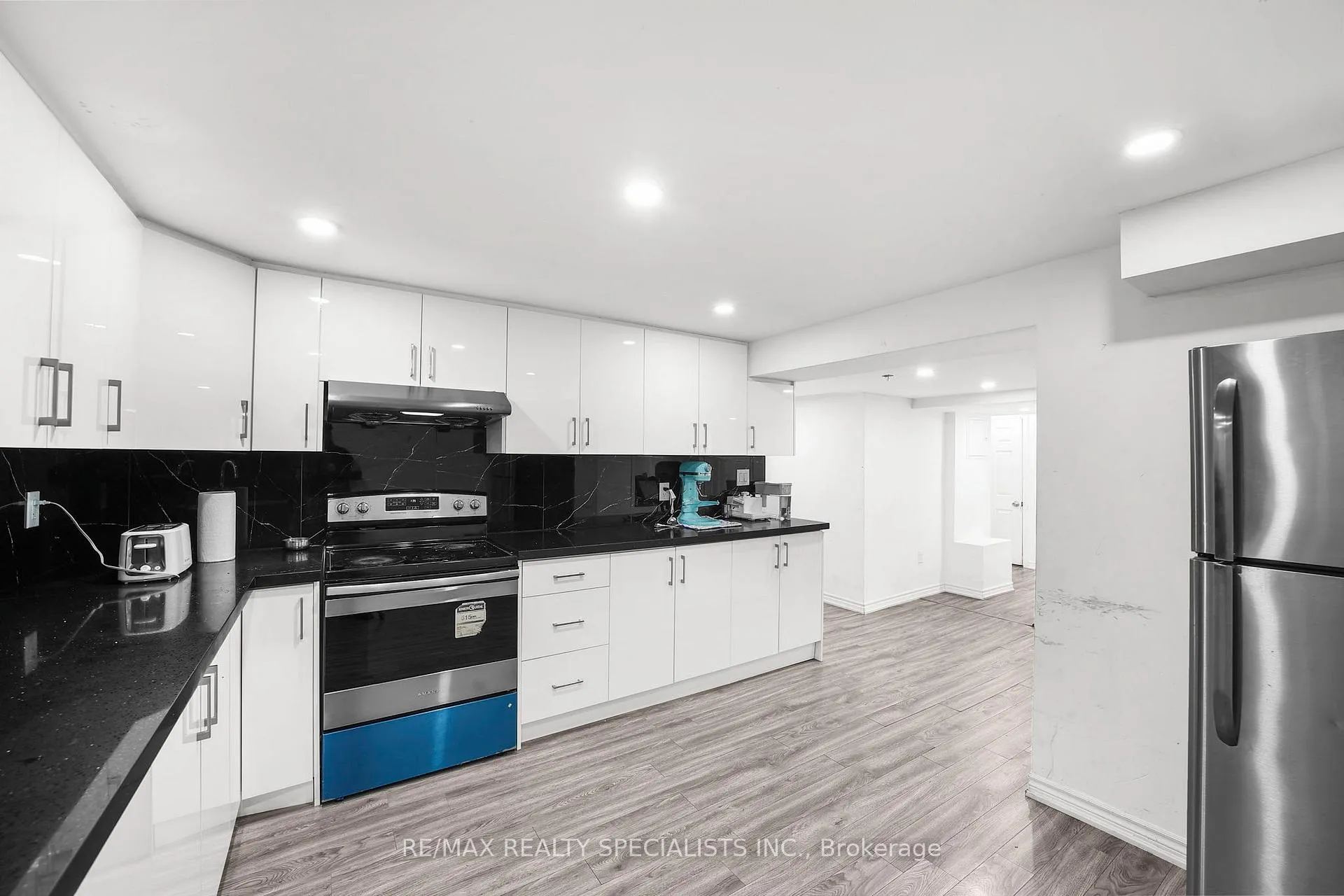 Photo 17 of 56 Pepler Place, Barrie, Sunnidale — HOMEH