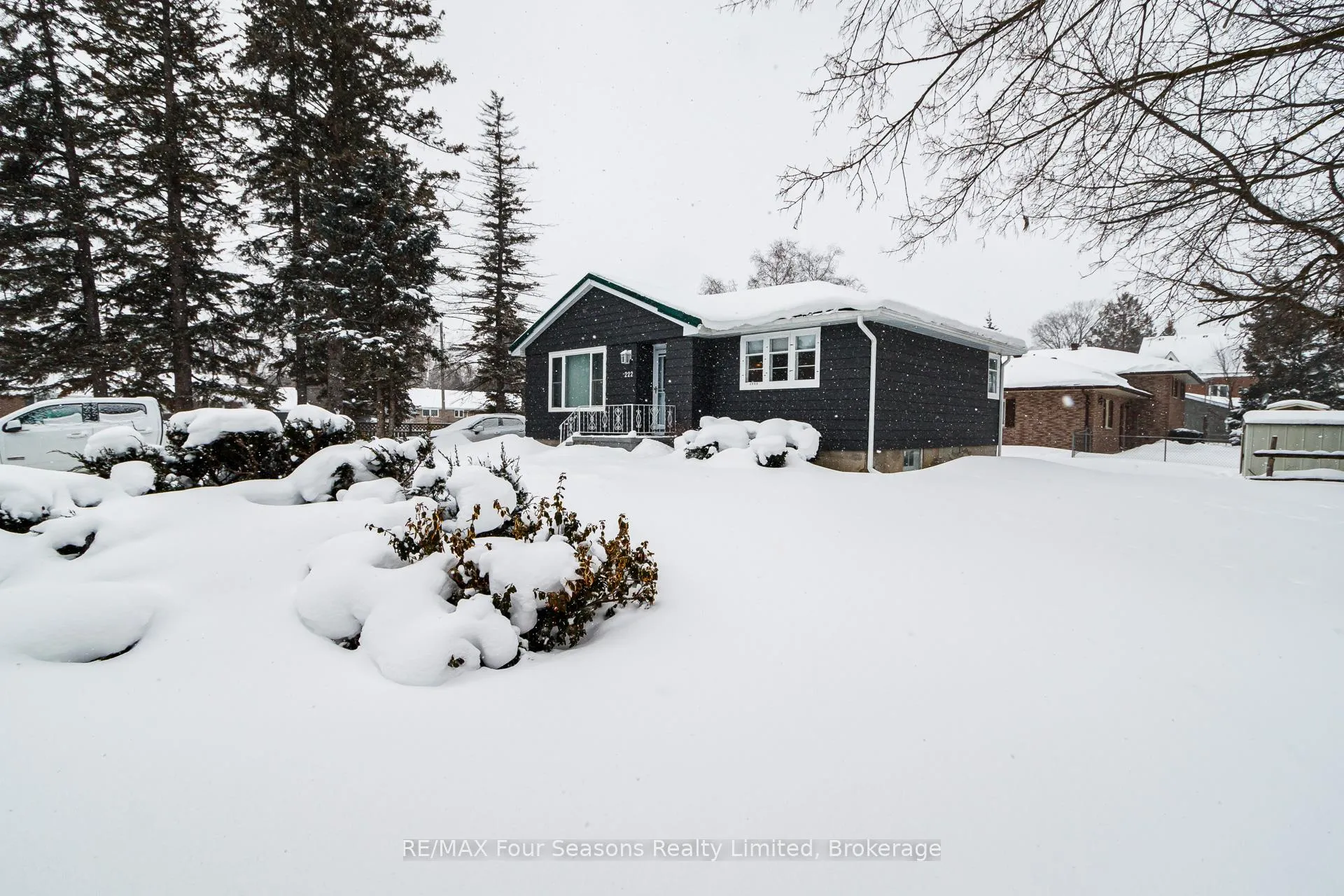 Photo 2 of 222 Charles Street, Clearview, Stayner — HOMEH