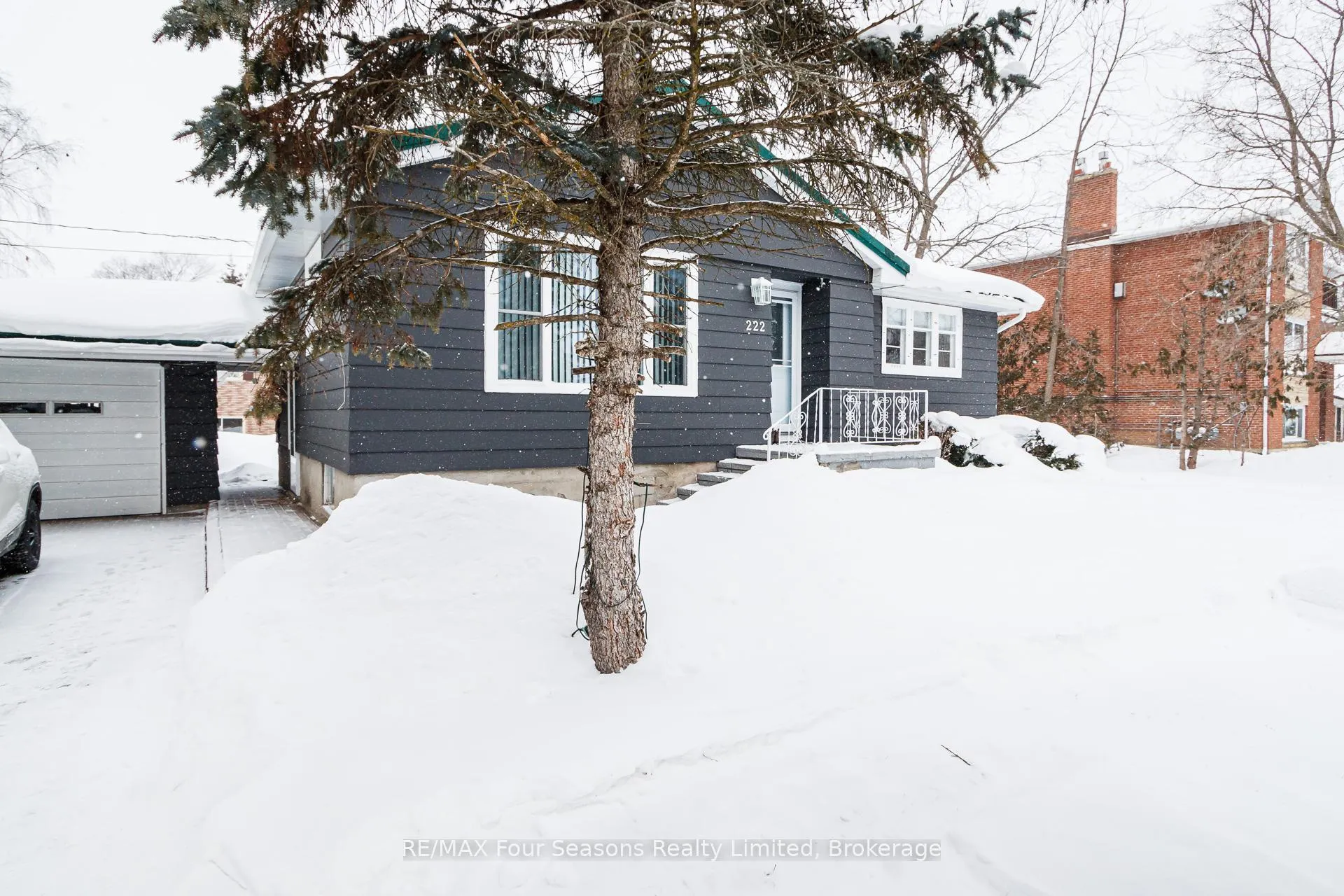 Photo 7 of 222 Charles Street, Clearview, Stayner — HOMEH