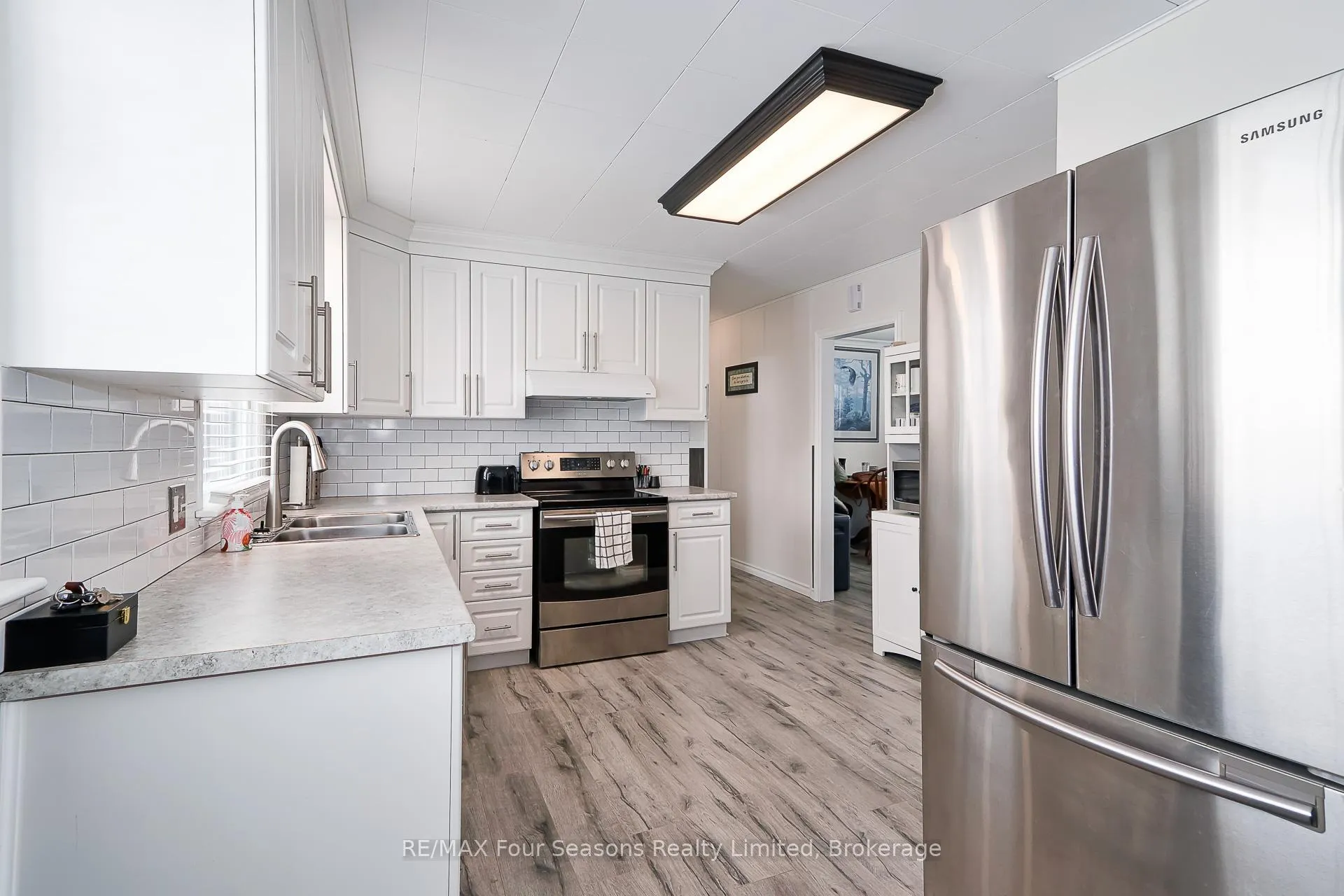 Photo 18 of 222 Charles Street, Clearview, Stayner — HOMEH