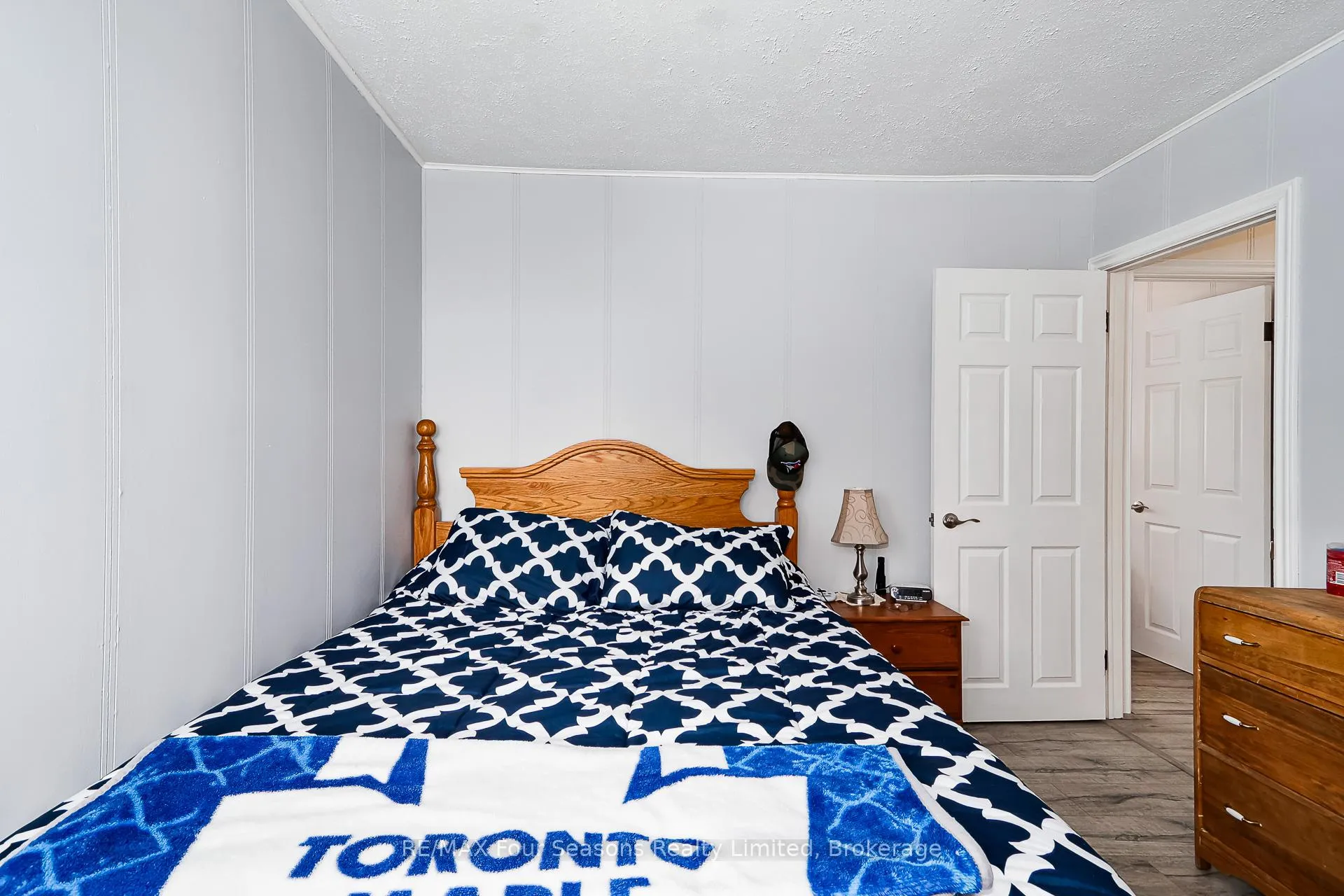Photo 24 of 222 Charles Street, Clearview, Stayner — HOMEH