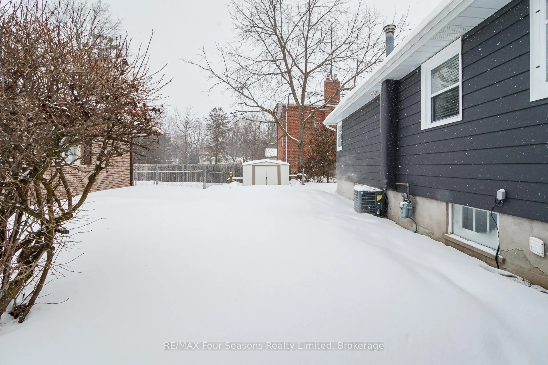 Photo 34 of 222 Charles Street, Clearview, Stayner — HOMEH