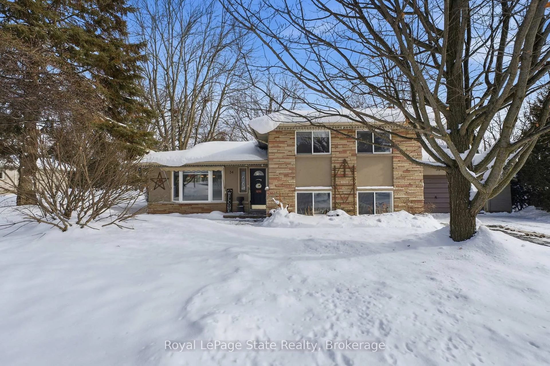 Photo 14 of 34 Carey Street, Hamilton, Rural Flamborough — HOMEH