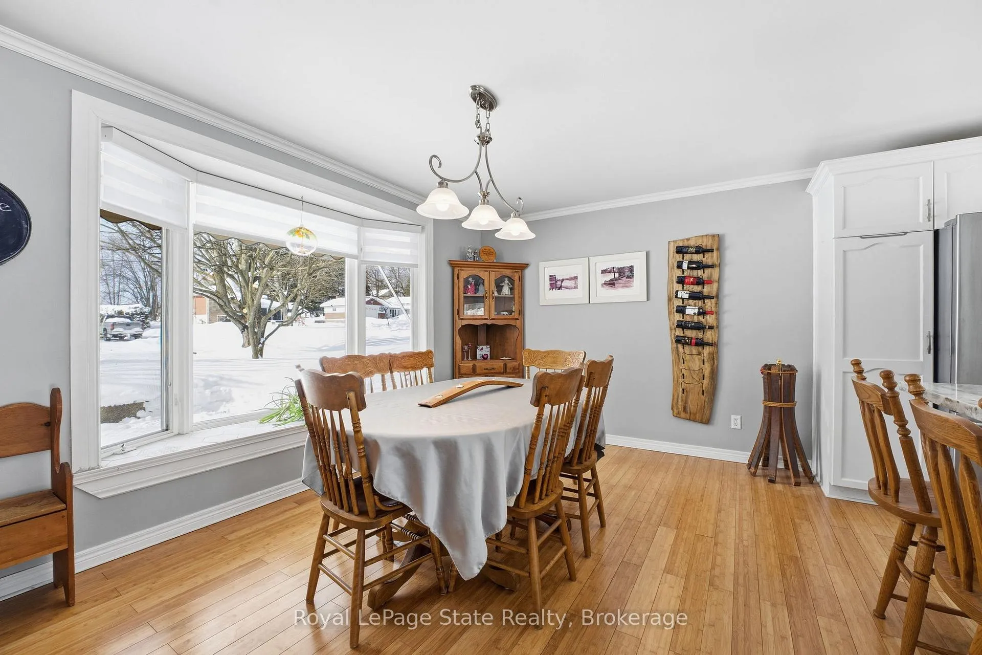 Photo 23 of 34 Carey Street, Hamilton, Rural Flamborough — HOMEH