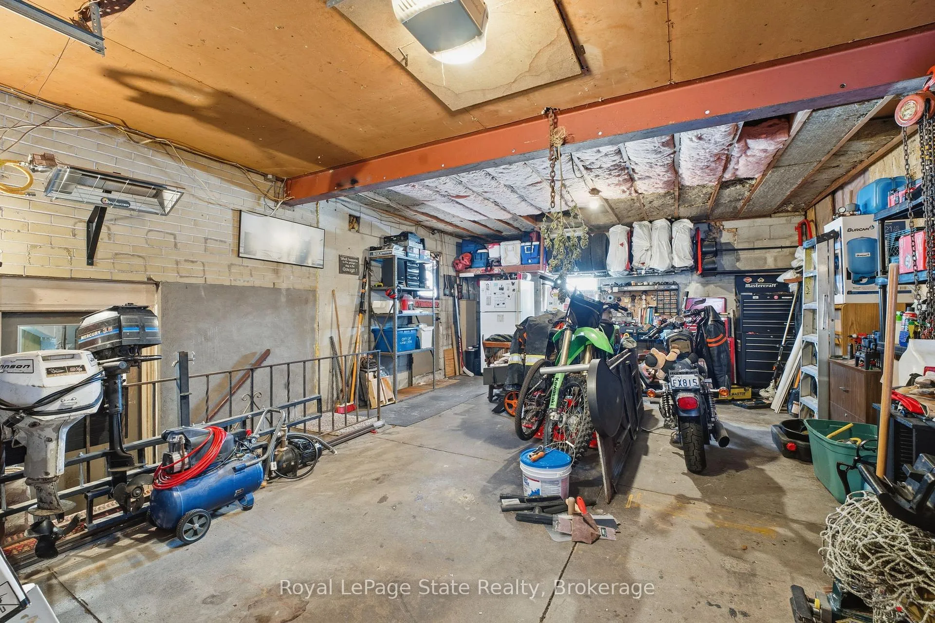 Photo 36 of 34 Carey Street, Hamilton, Rural Flamborough — HOMEH