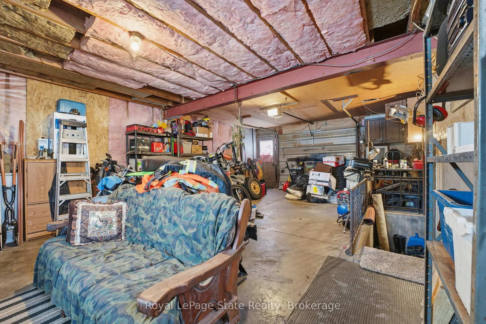 Photo 37 of 34 Carey Street, Hamilton, Rural Flamborough — HOMEH