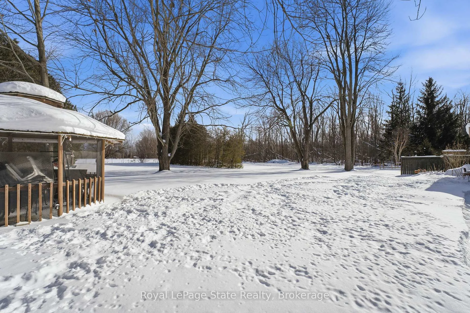 Photo 41 of 34 Carey Street, Hamilton, Rural Flamborough — HOMEH