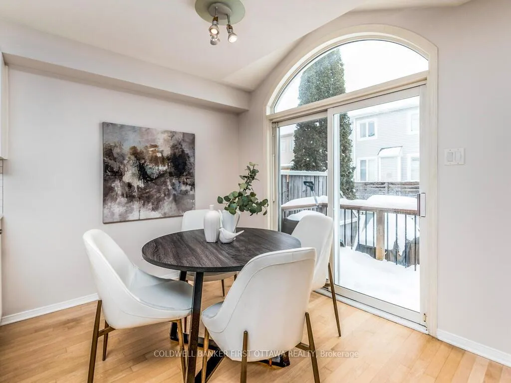 Photo 17 of 241 Meadowbreeze Drive, Ottawa, Kanata - Emerald Meadows/Trailwest — HOMEH