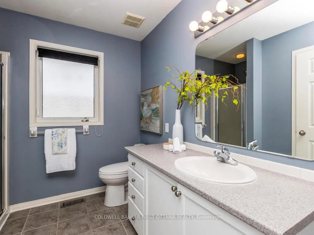 Photo 23 of 241 Meadowbreeze Drive, Ottawa, Kanata - Emerald Meadows/Trailwest — HOMEH