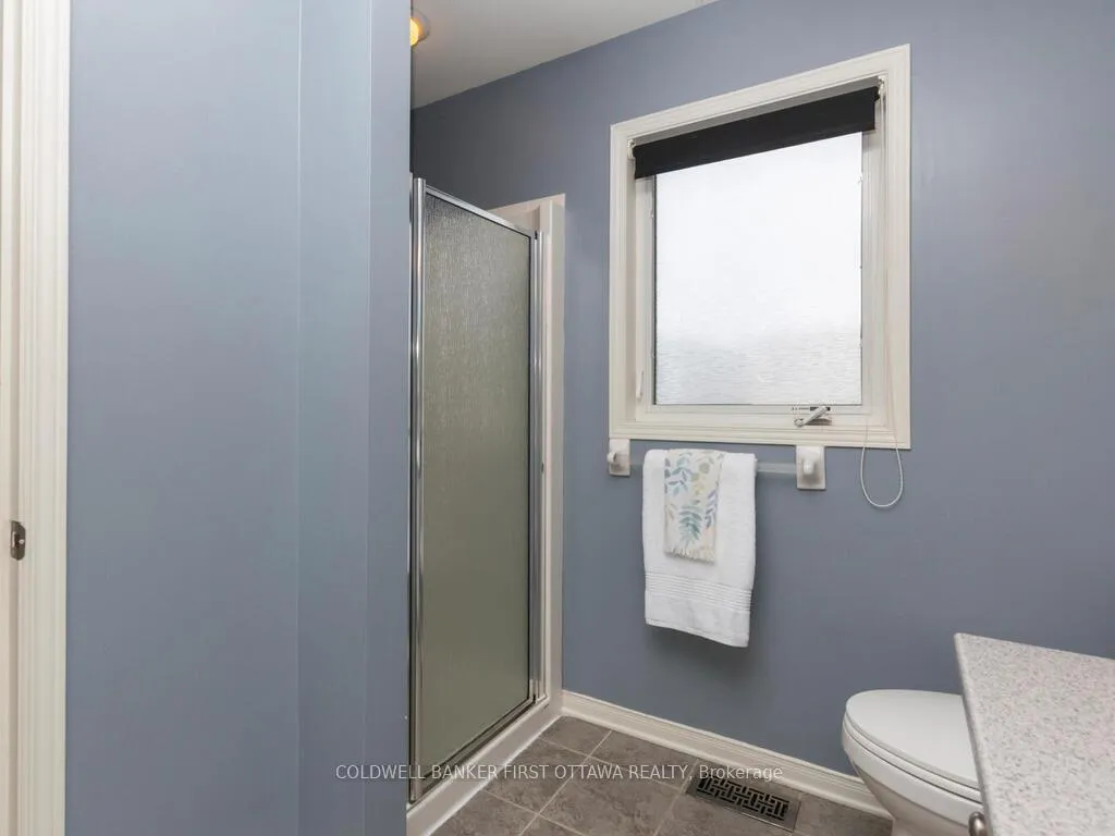 Photo 24 of 241 Meadowbreeze Drive, Ottawa, Kanata - Emerald Meadows/Trailwest — HOMEH