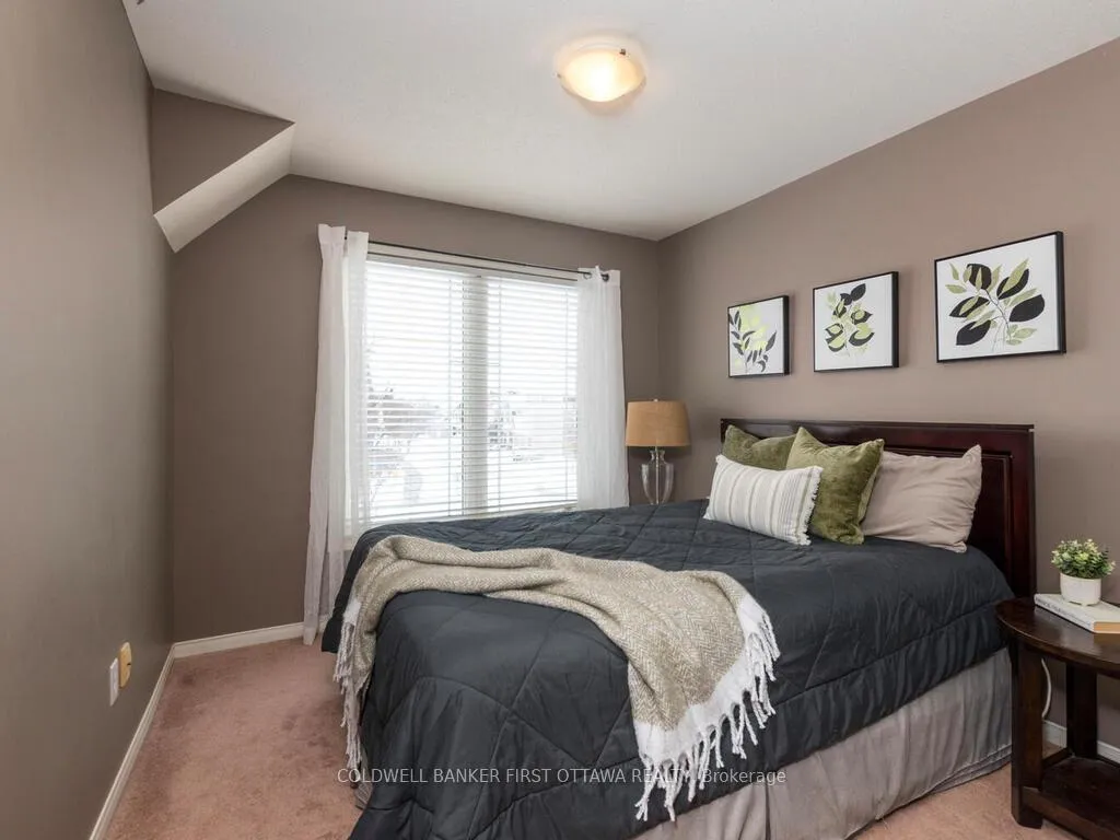 Photo 25 of 241 Meadowbreeze Drive, Ottawa, Kanata - Emerald Meadows/Trailwest — HOMEH
