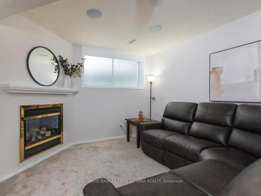 Photo 30 of 241 Meadowbreeze Drive, Ottawa, Kanata - Emerald Meadows/Trailwest — HOMEH