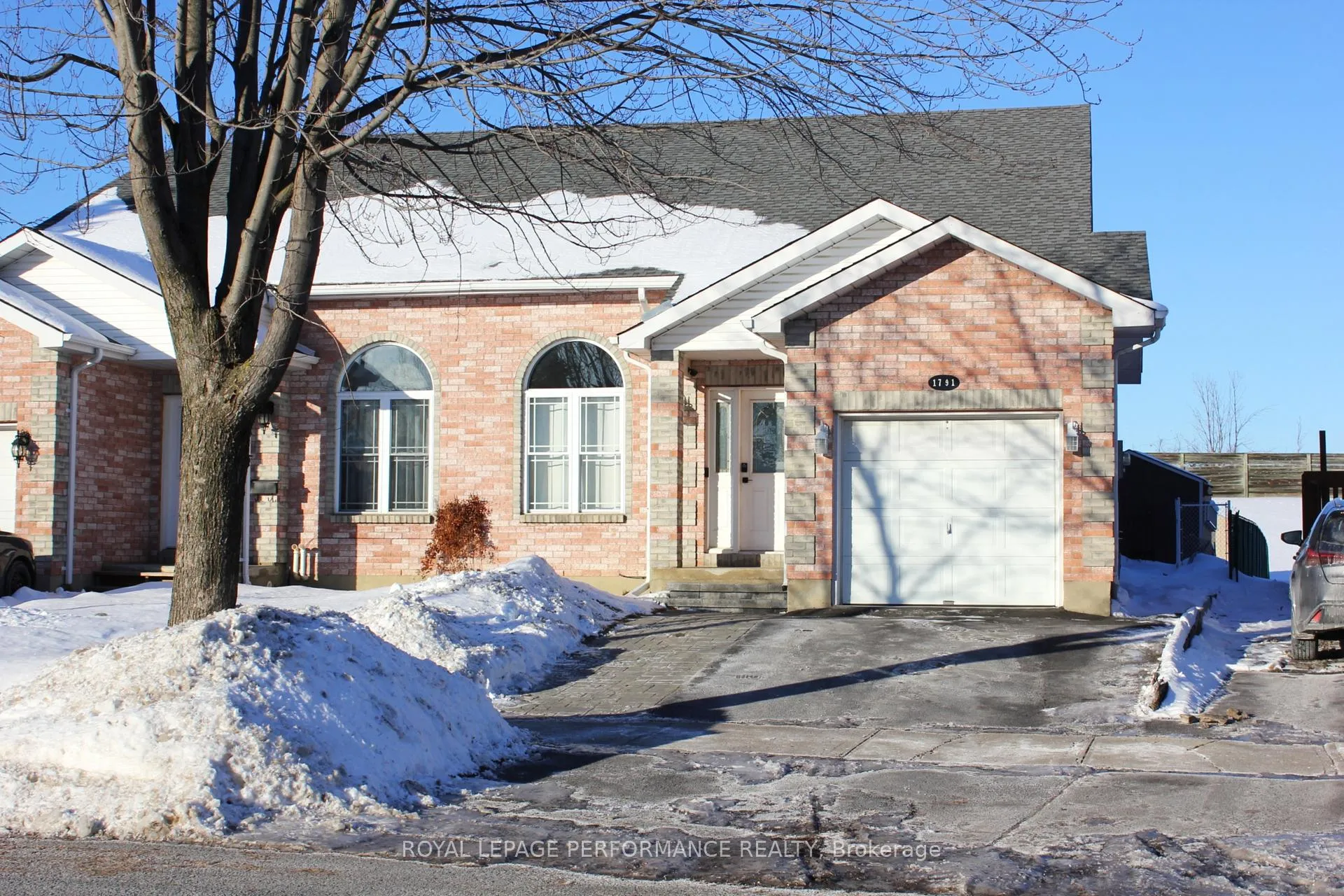 Photo 1 of 1791 Cumberland Street, Cornwall — HOMEH