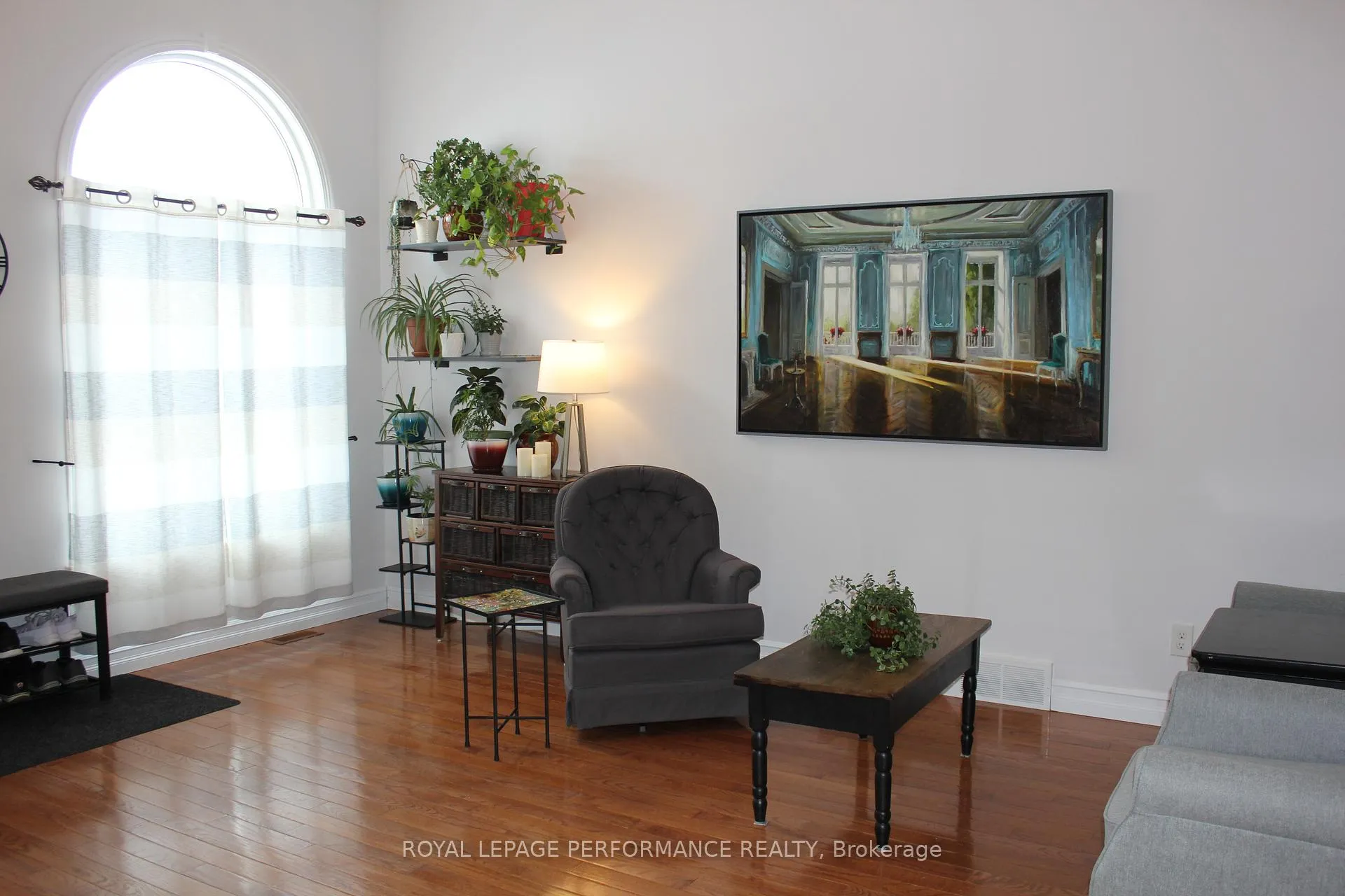 Photo 7 of 1791 Cumberland Street, Cornwall — HOMEH