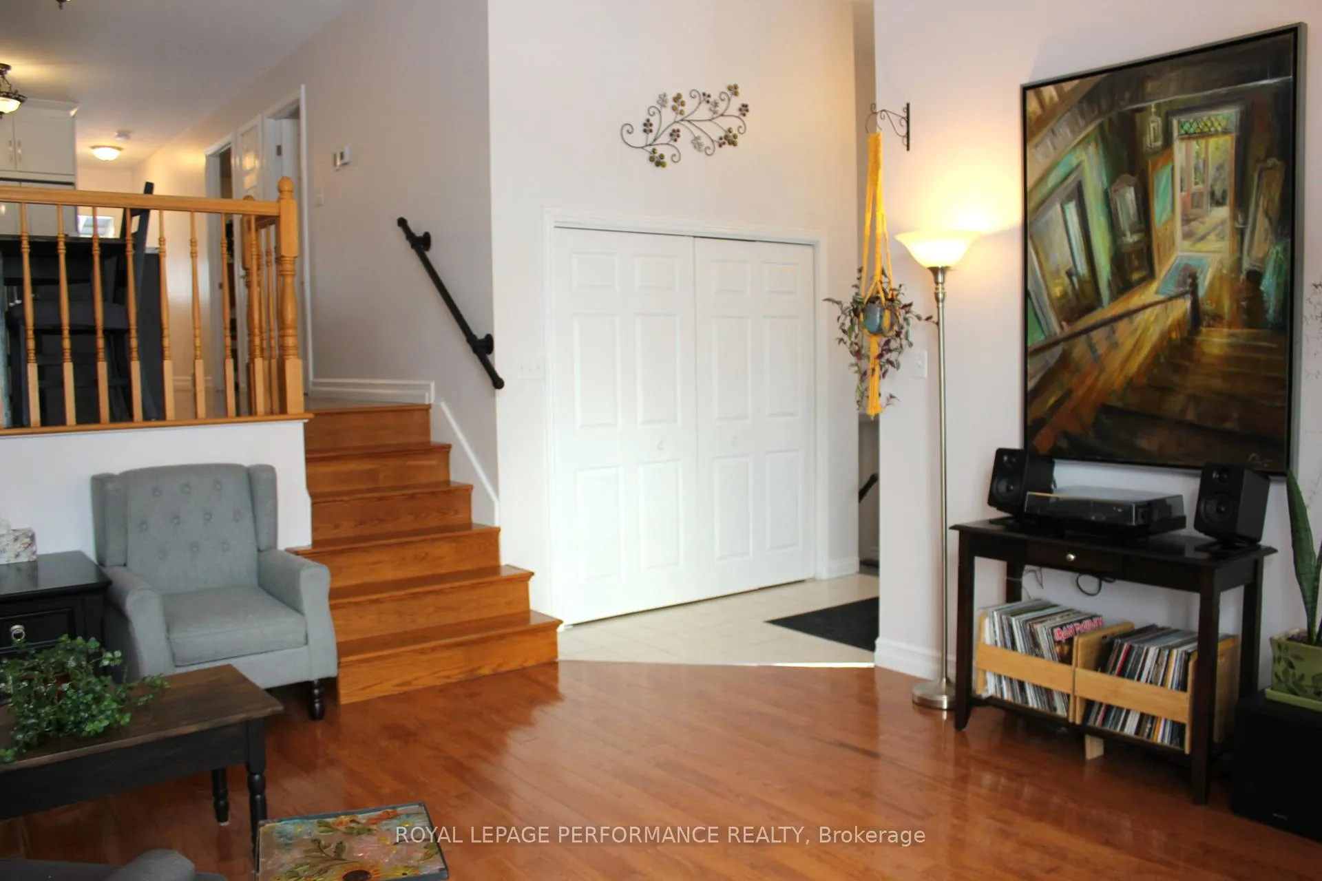 Photo 9 of 1791 Cumberland Street, Cornwall — HOMEH