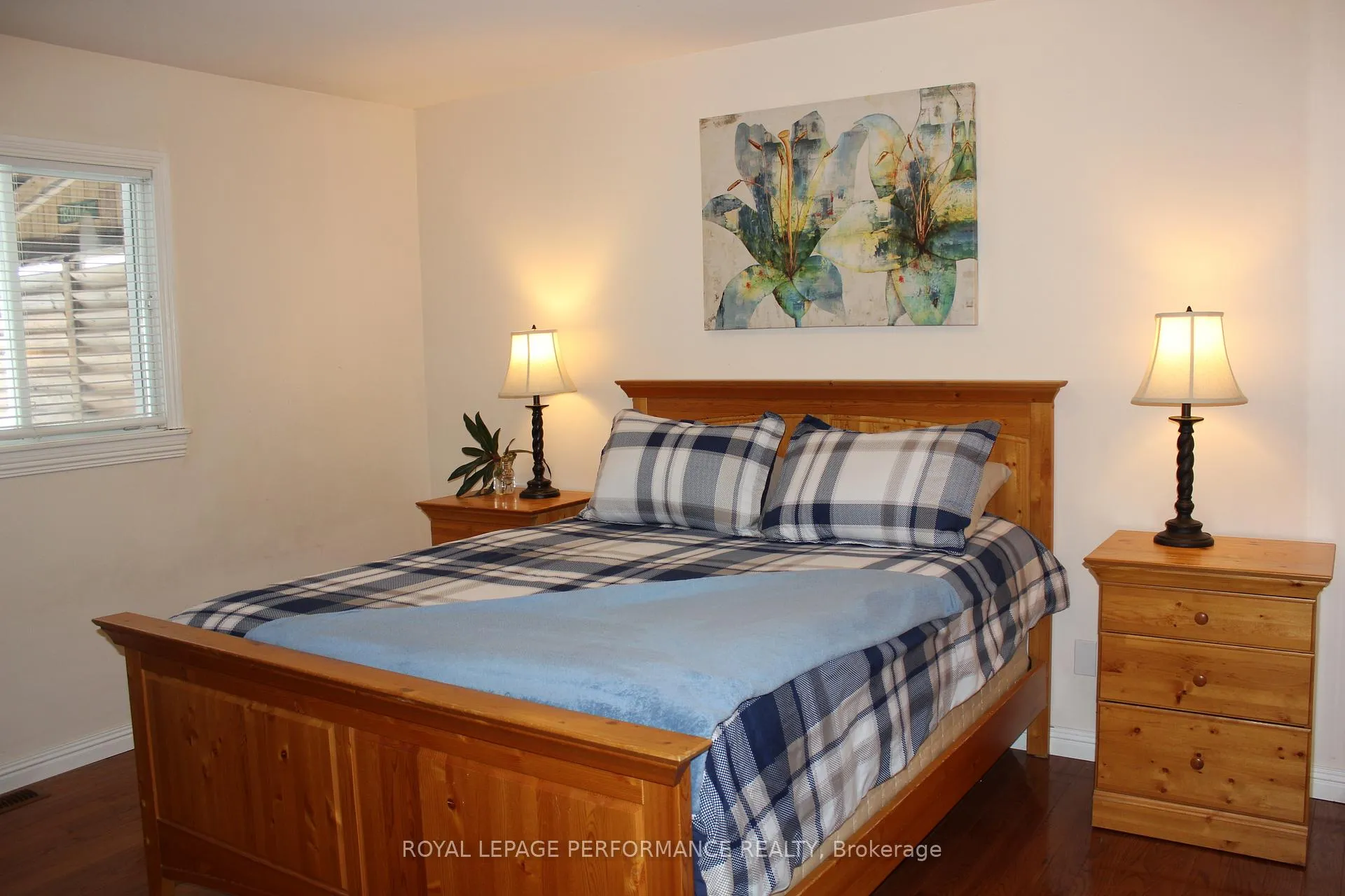 Photo 18 of 1791 Cumberland Street, Cornwall — HOMEH