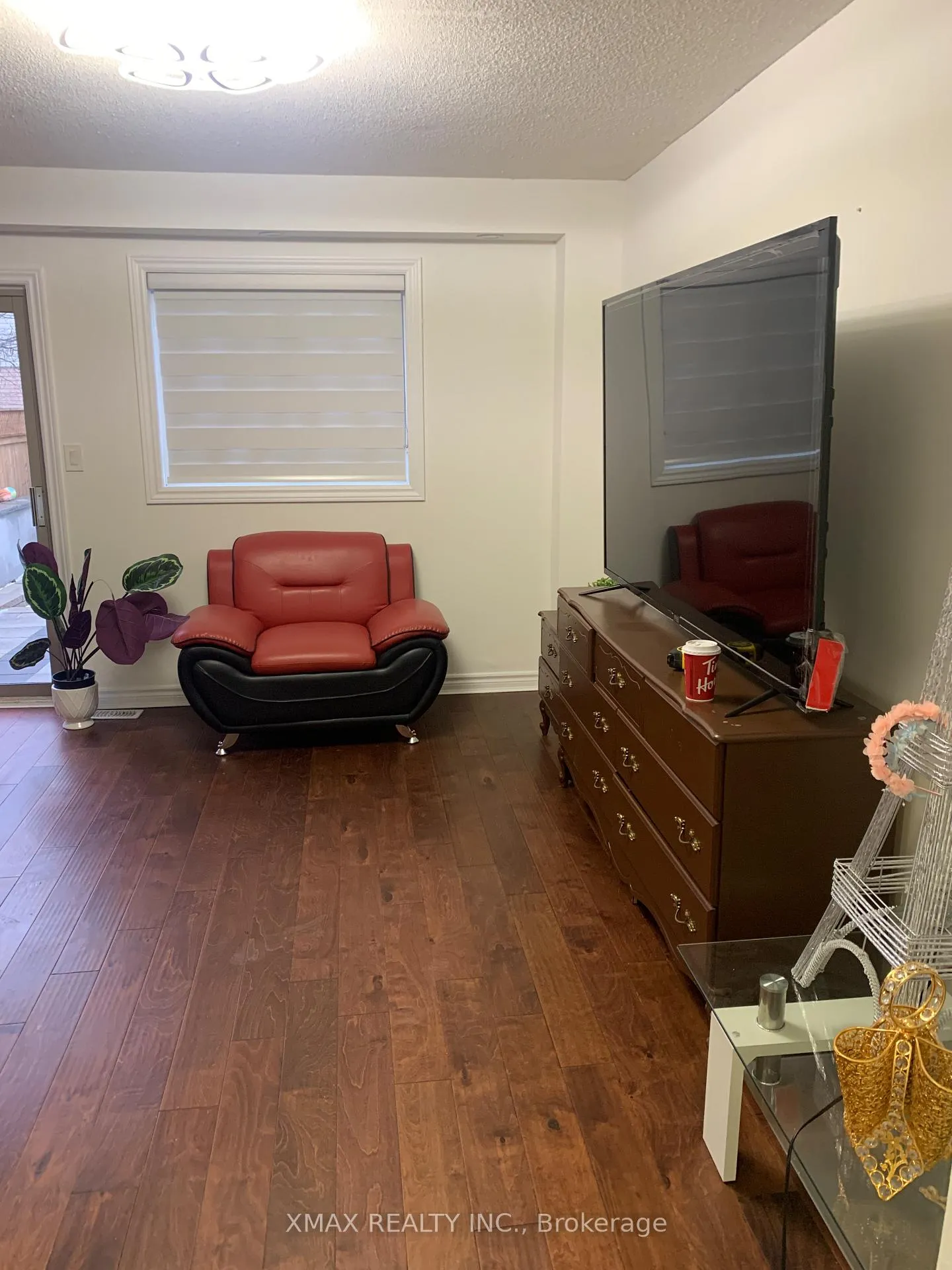 Photo 5 of 193 Sulmona Drive, Hamilton, Broughton — HOMEH