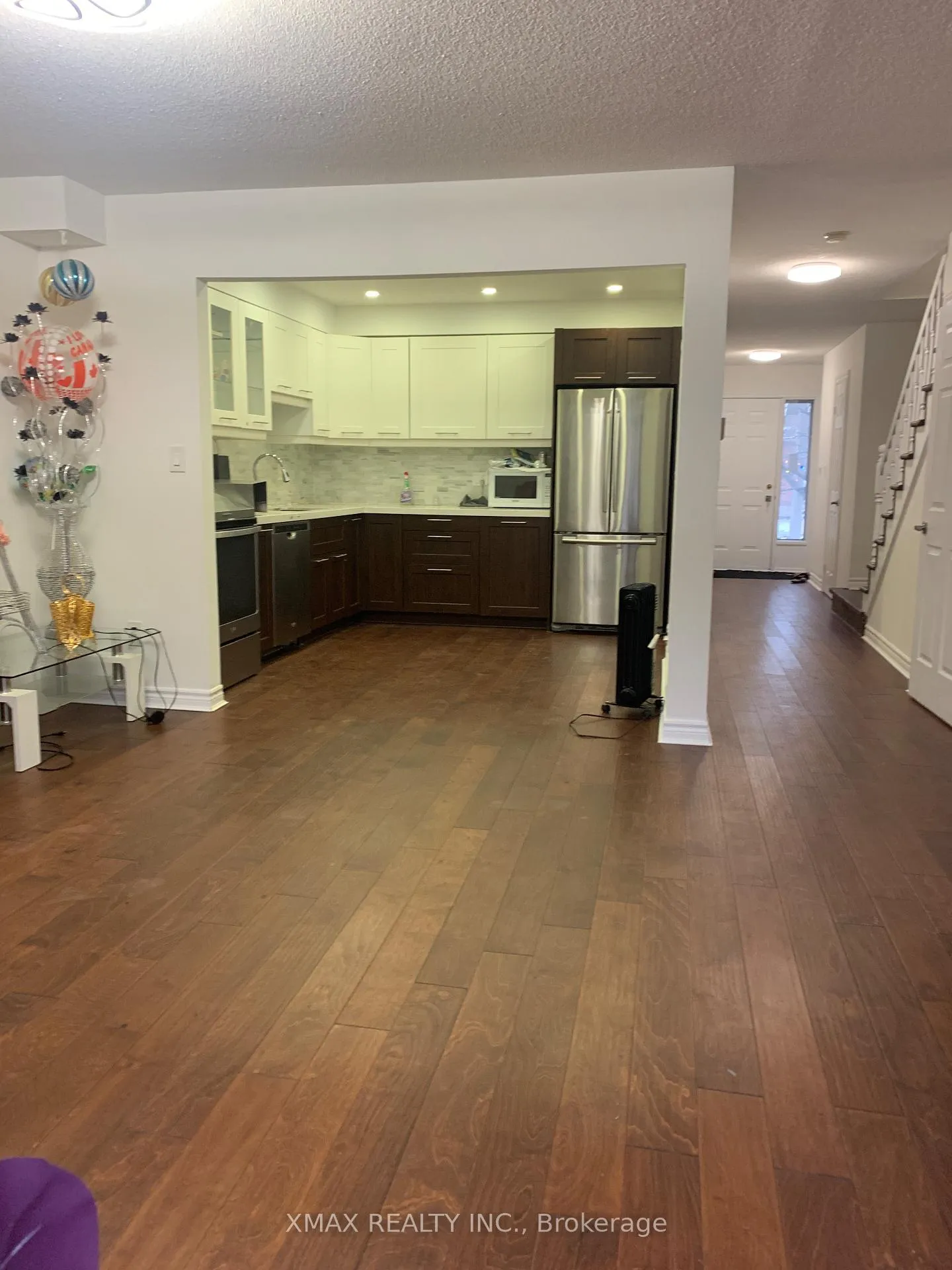 Photo 7 of 193 Sulmona Drive, Hamilton, Broughton — HOMEH