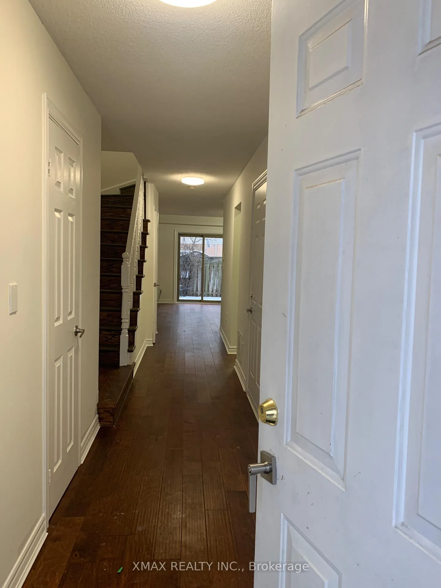 Photo 16 of 193 Sulmona Drive, Hamilton, Broughton — HOMEH