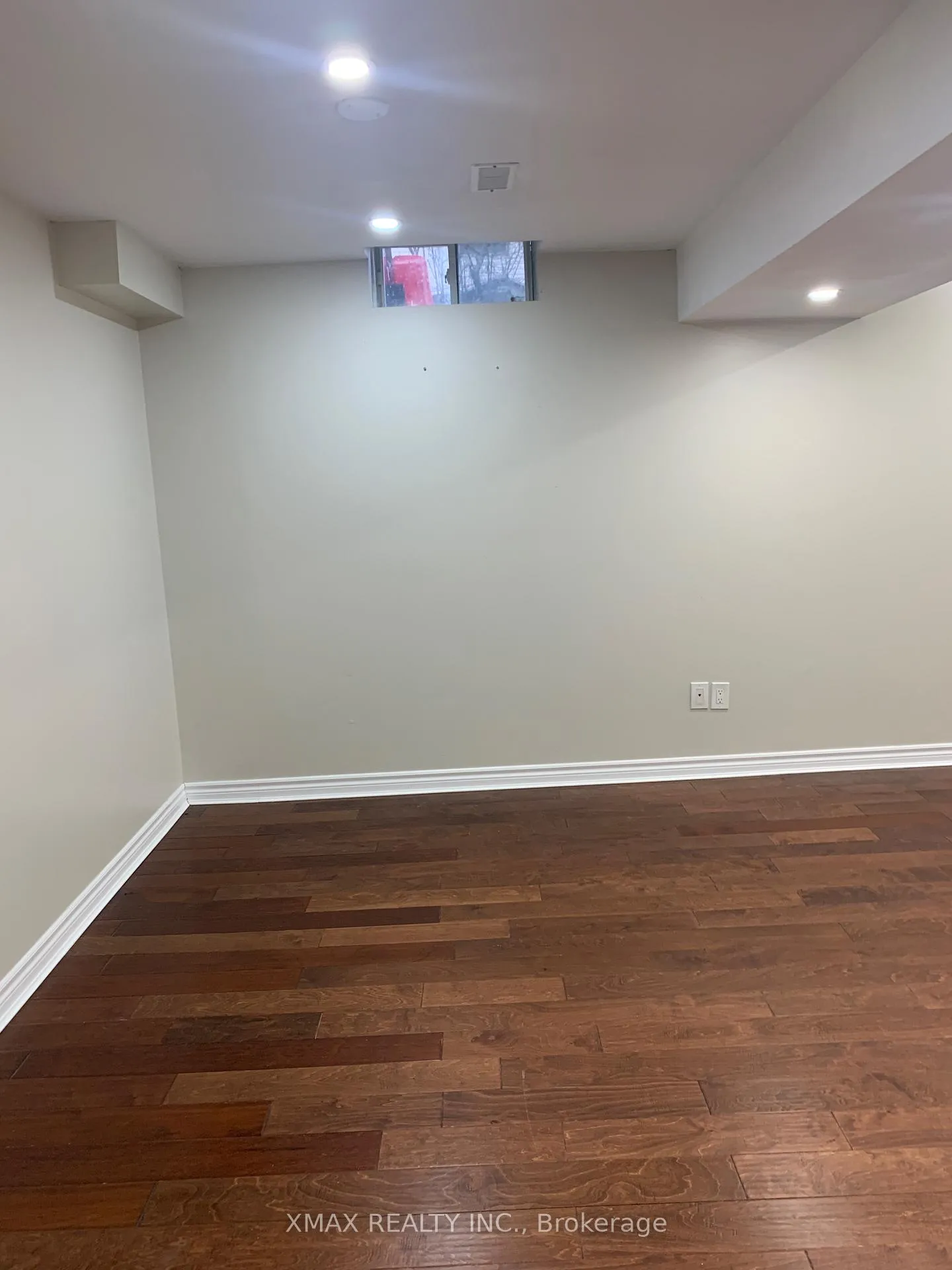 Photo 27 of 193 Sulmona Drive, Hamilton, Broughton — HOMEH