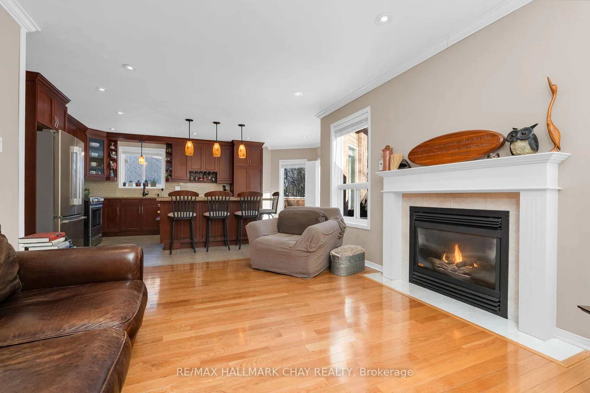 Photo 13 of 29 Benson Drive, Barrie, Sandy Hollow — HOMEH