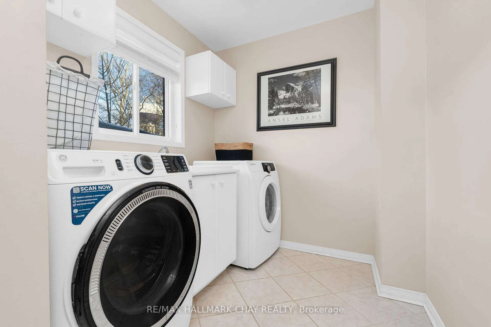 Photo 16 of 29 Benson Drive, Barrie, Sandy Hollow — HOMEH