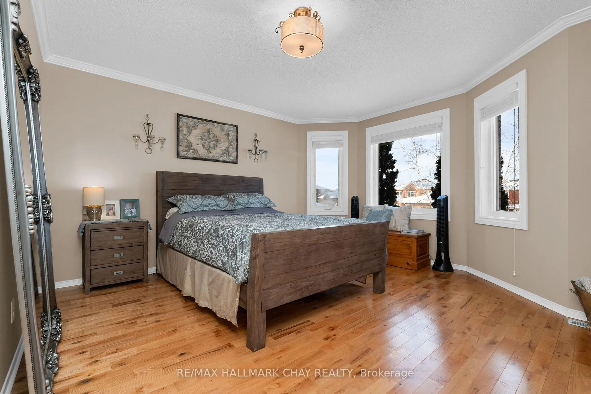 Photo 17 of 29 Benson Drive, Barrie, Sandy Hollow — HOMEH