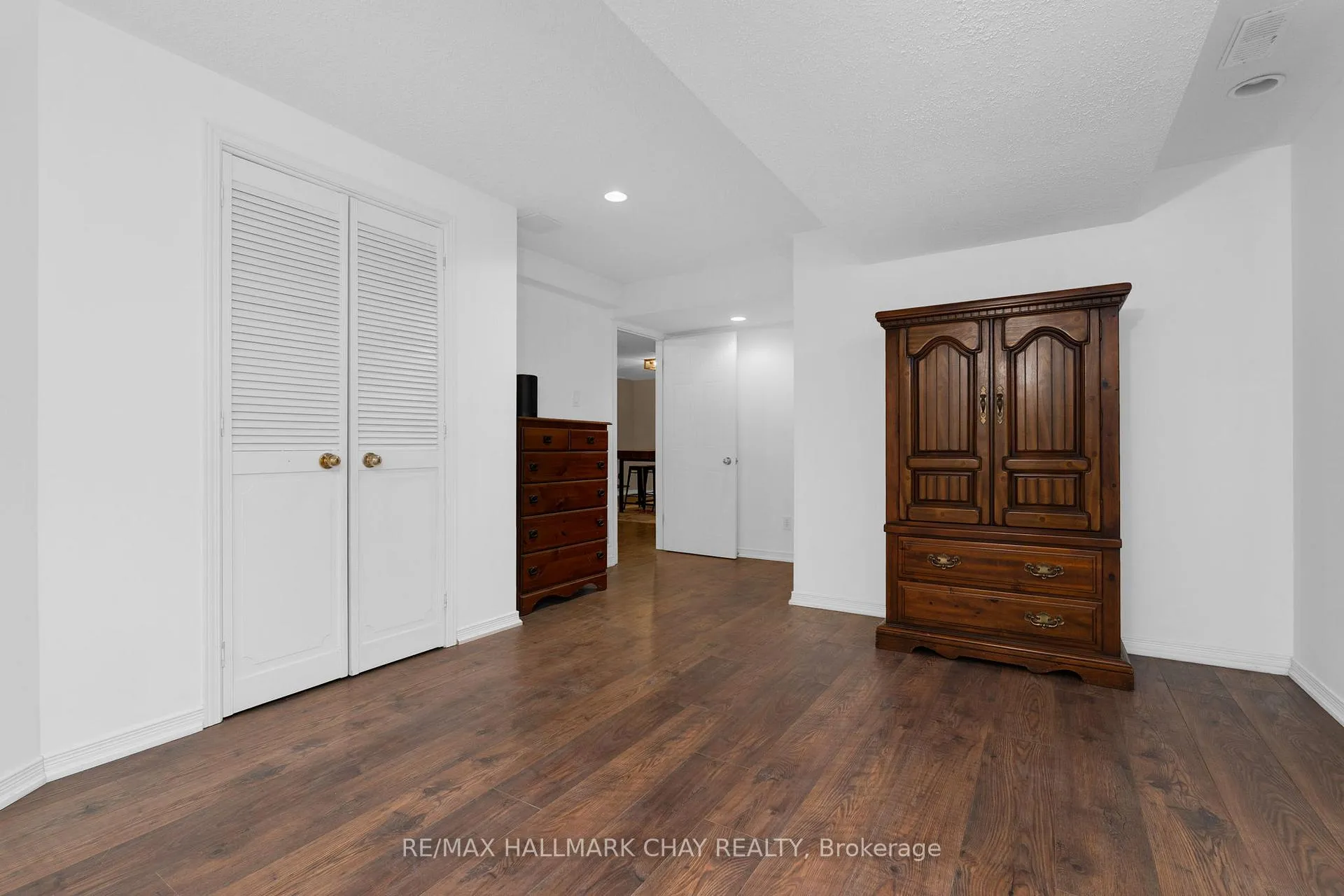 Photo 31 of 29 Benson Drive, Barrie, Sandy Hollow — HOMEH