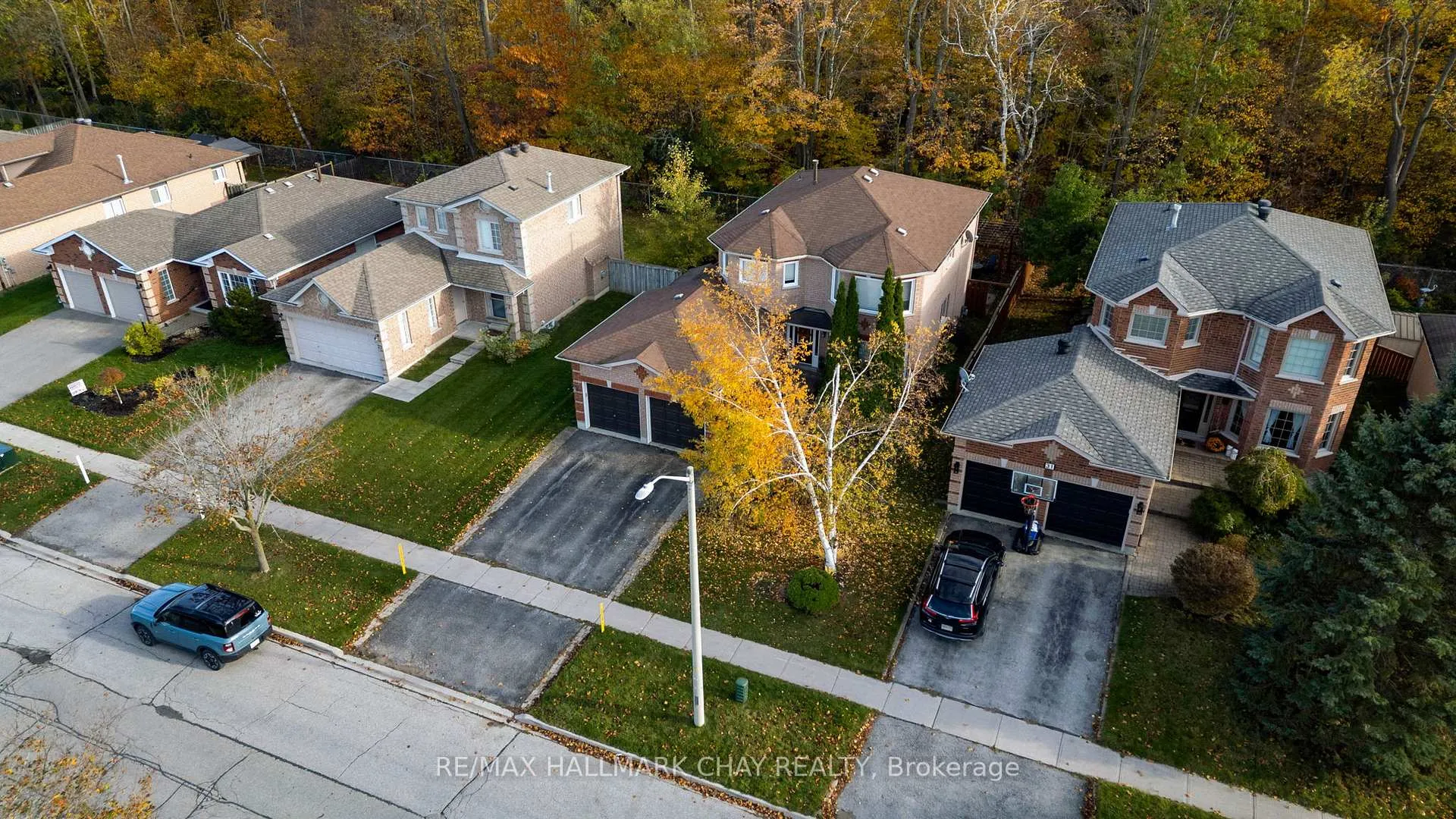 Photo 48 of 29 Benson Drive, Barrie, Sandy Hollow — HOMEH