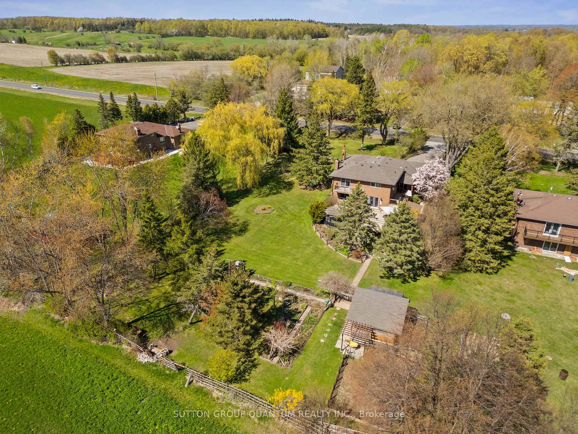 Photo 4 of 14432 Innis Lake Road, Caledon, Rural Caledon — HOMEH