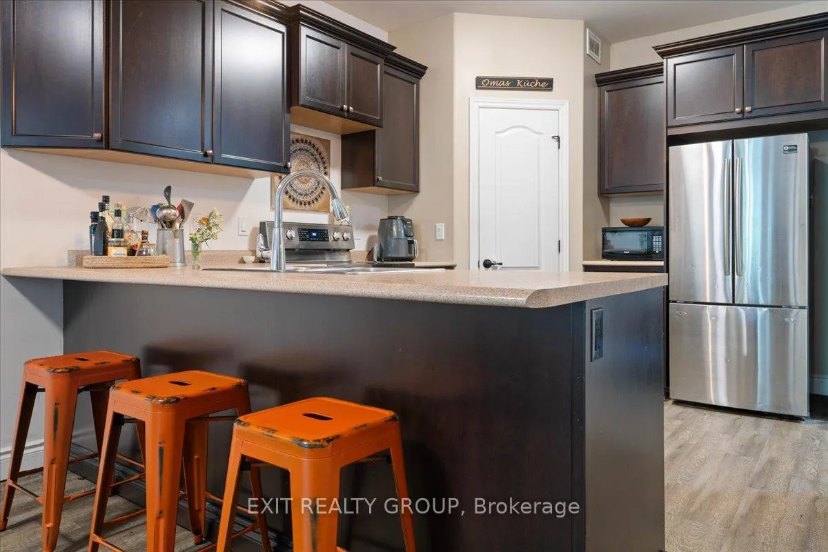 Photo 10 of 35 Ledgerock Court, Quinte West, Sidney Ward — HOMEH