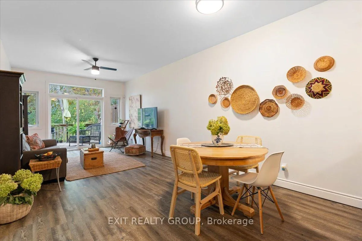 Photo 14 of 35 Ledgerock Court, Quinte West, Sidney Ward — HOMEH