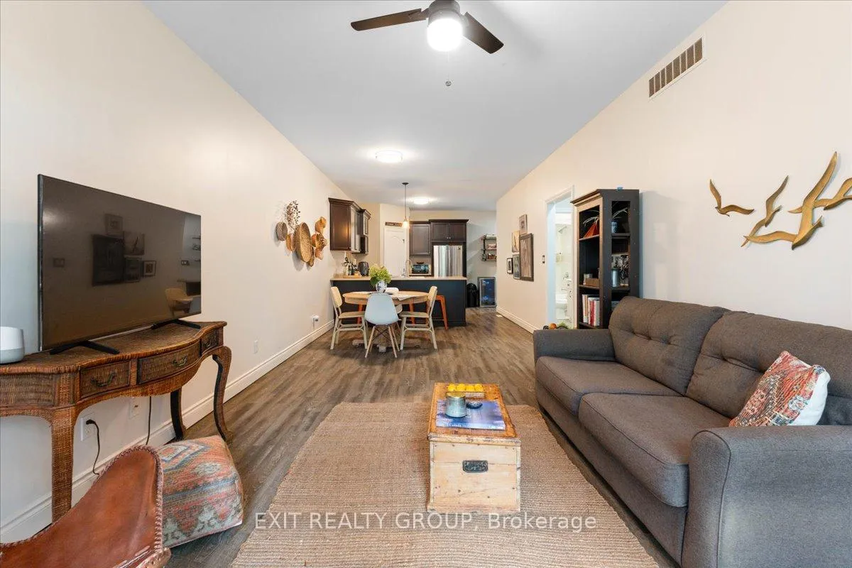 Photo 17 of 35 Ledgerock Court, Quinte West, Sidney Ward — HOMEH