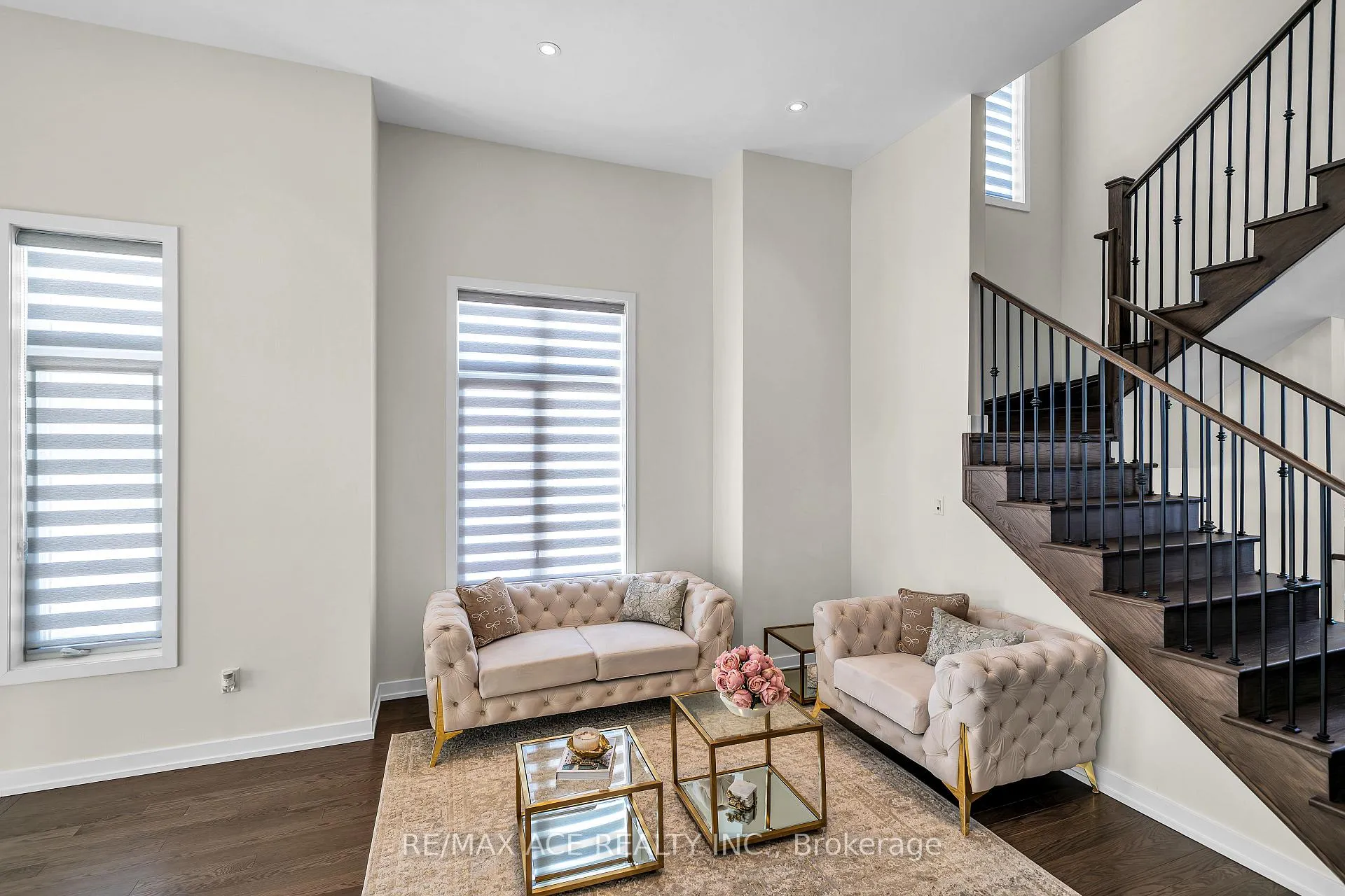 Photo 6 of 945 Rexton Drive, Oshawa, Kedron — HOMEH